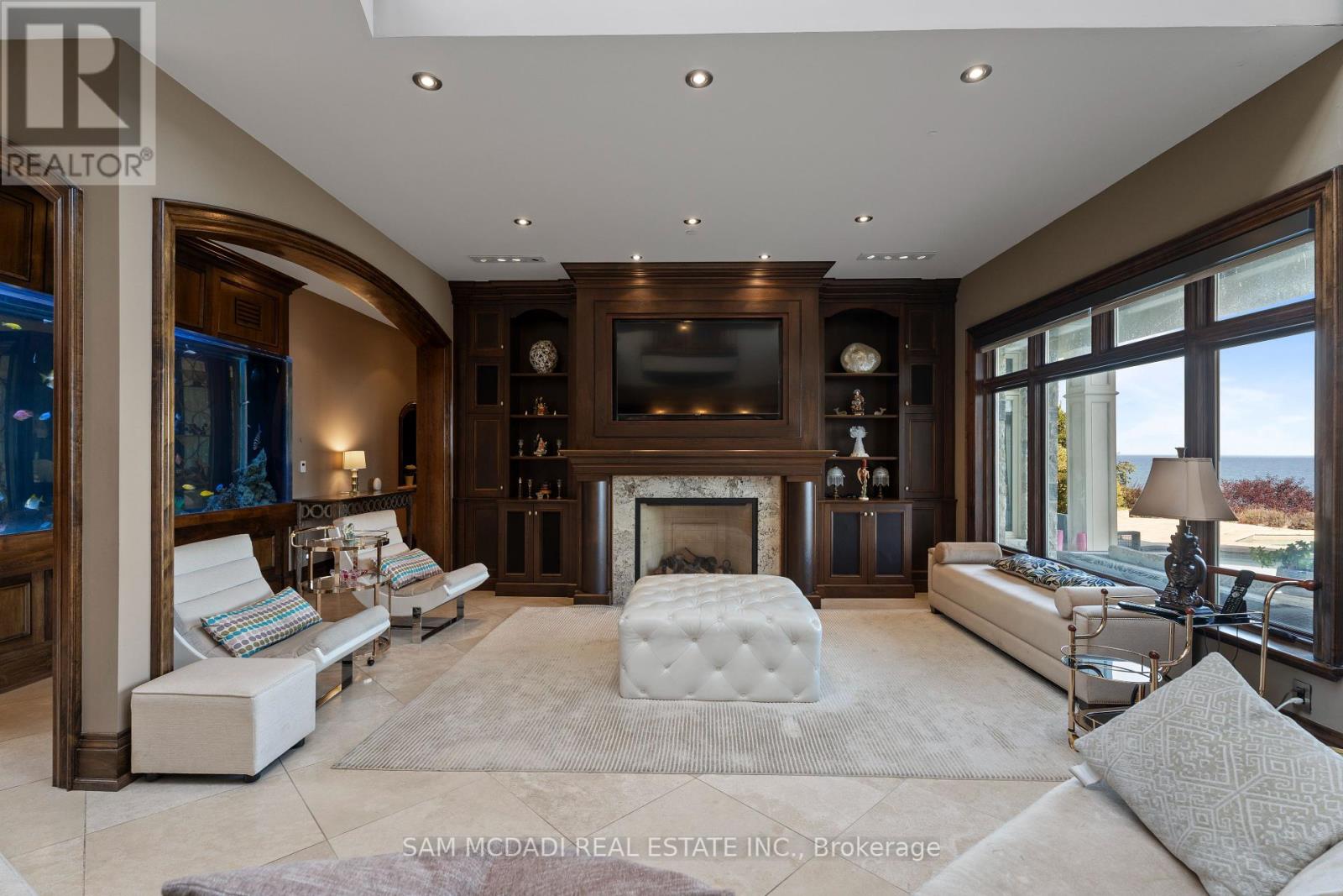 1500 Watersedge Road, Mississauga, Ontario  L5J 1A4 - Photo 10 - W12067126