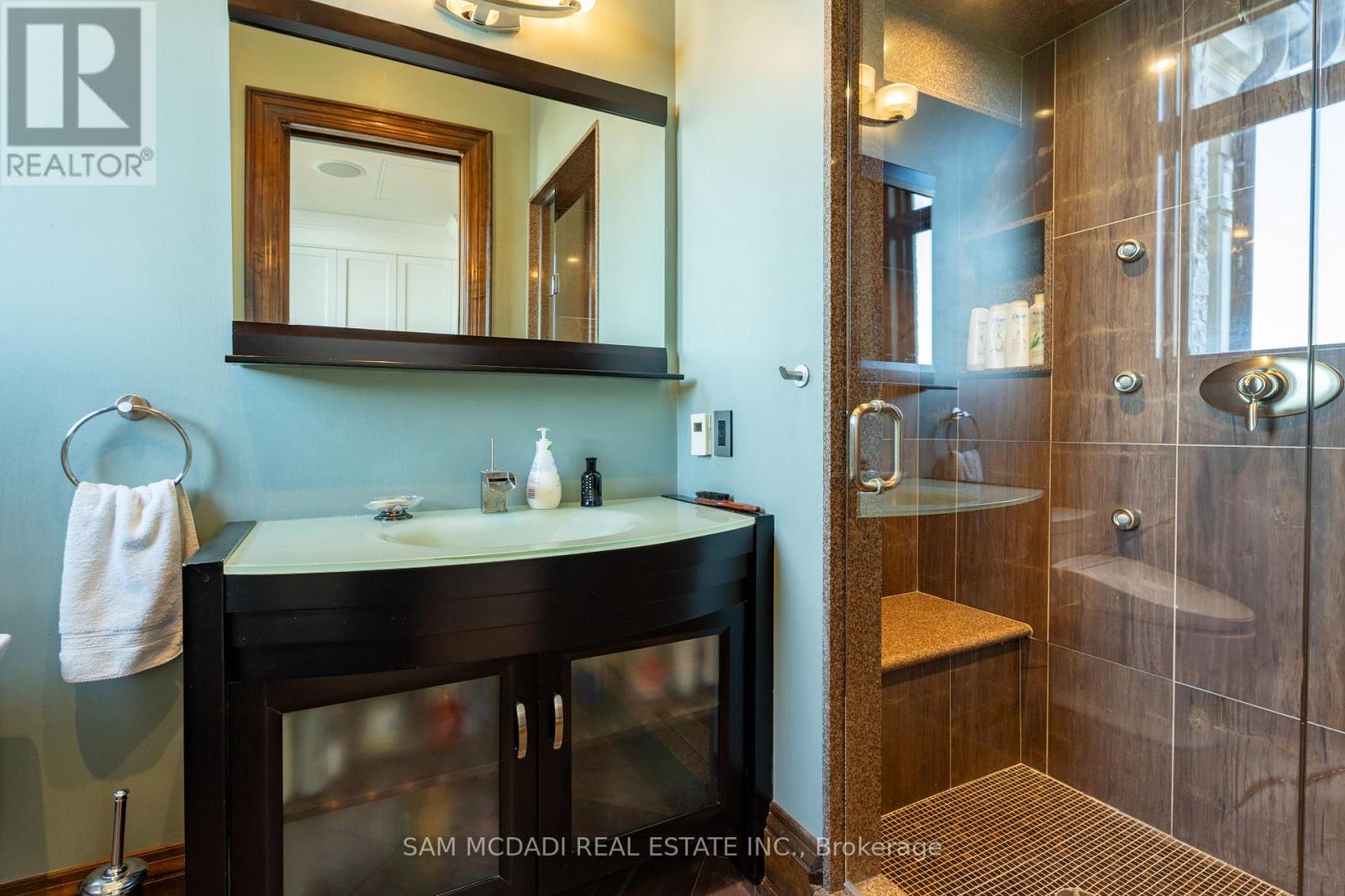 1500 Watersedge Road, Mississauga, Ontario  L5J 1A4 - Photo 22 - W12067126