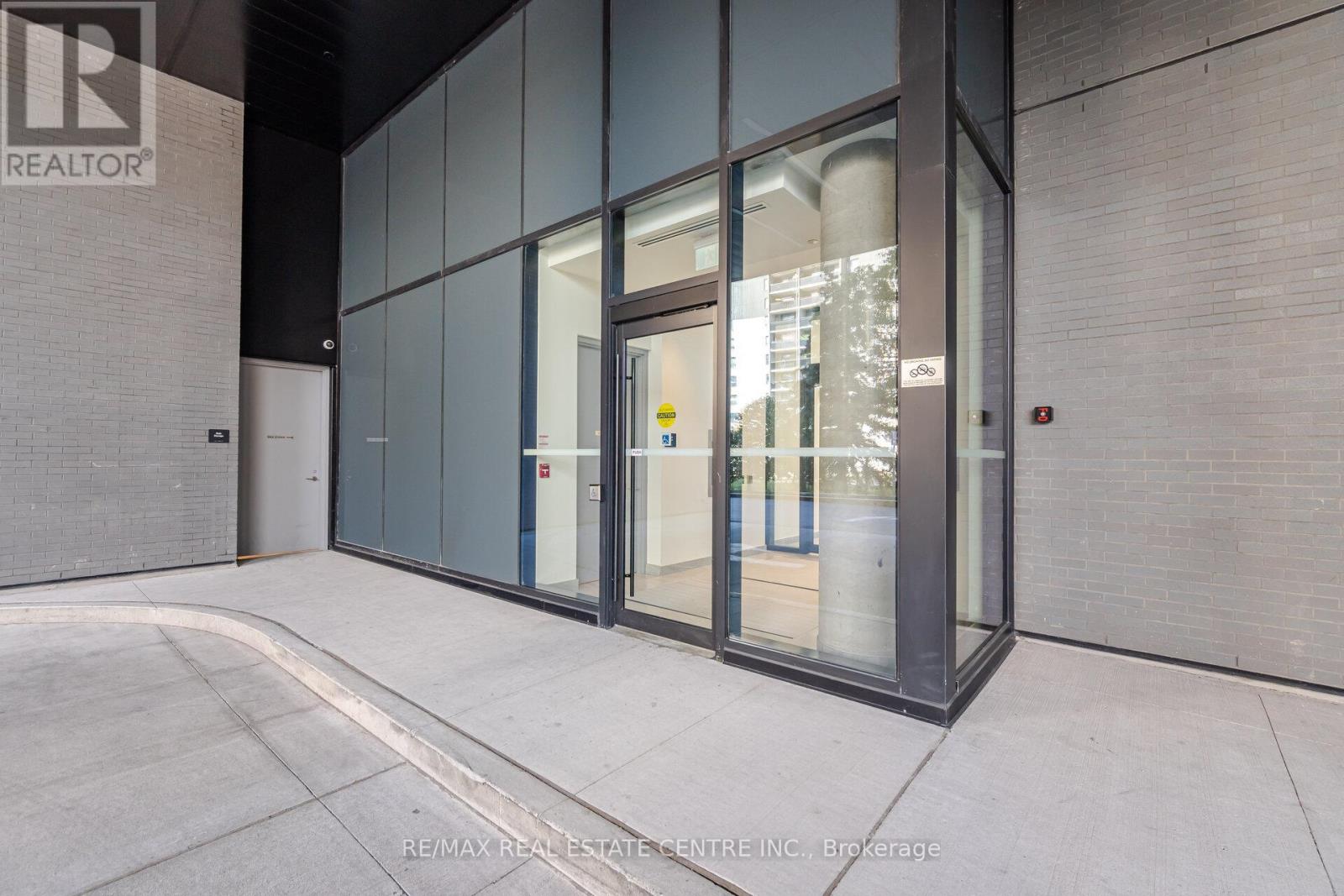 Property at 718 - 86 DUNDAS STREET image 3