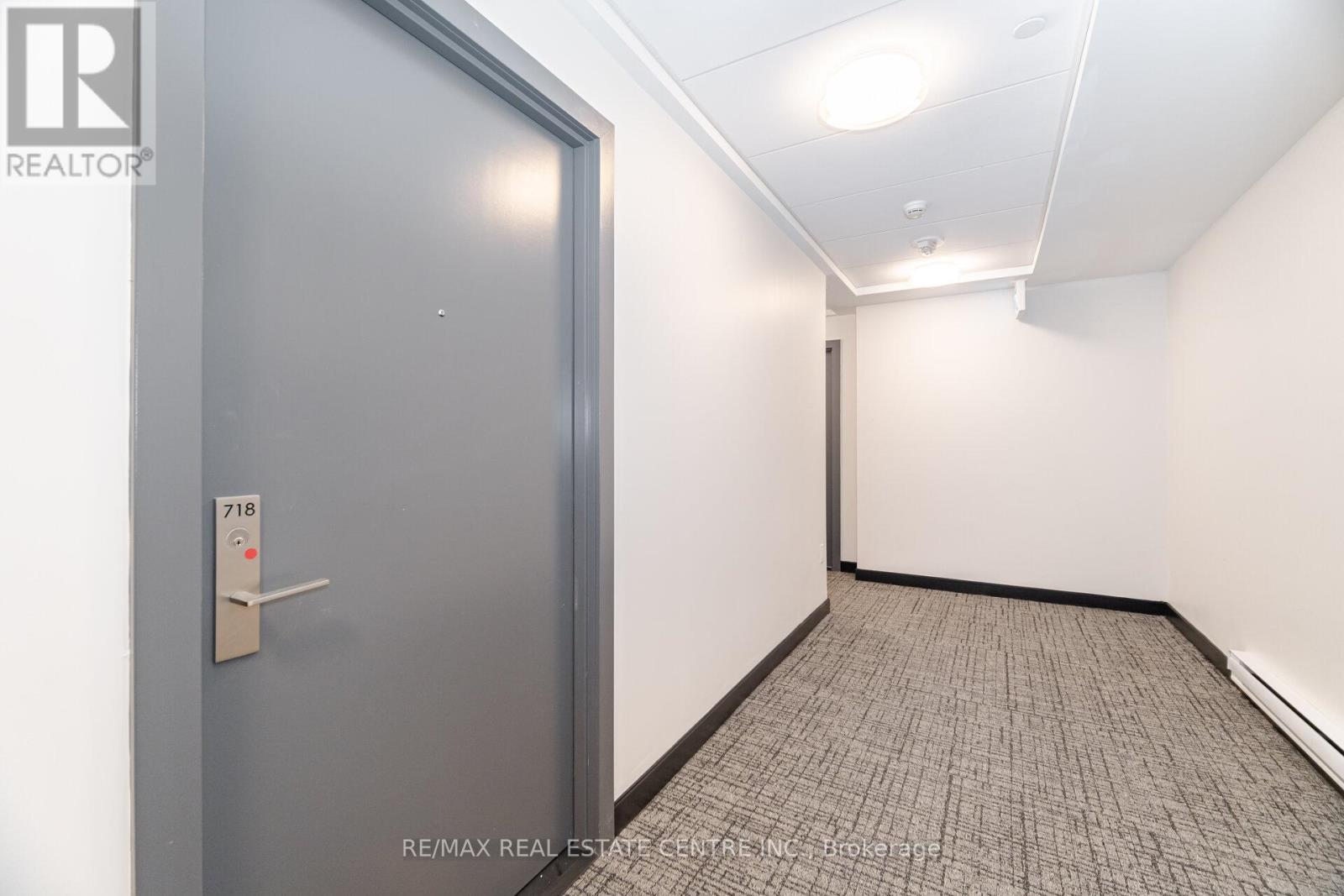 Property at 718 - 86 DUNDAS STREET image 4