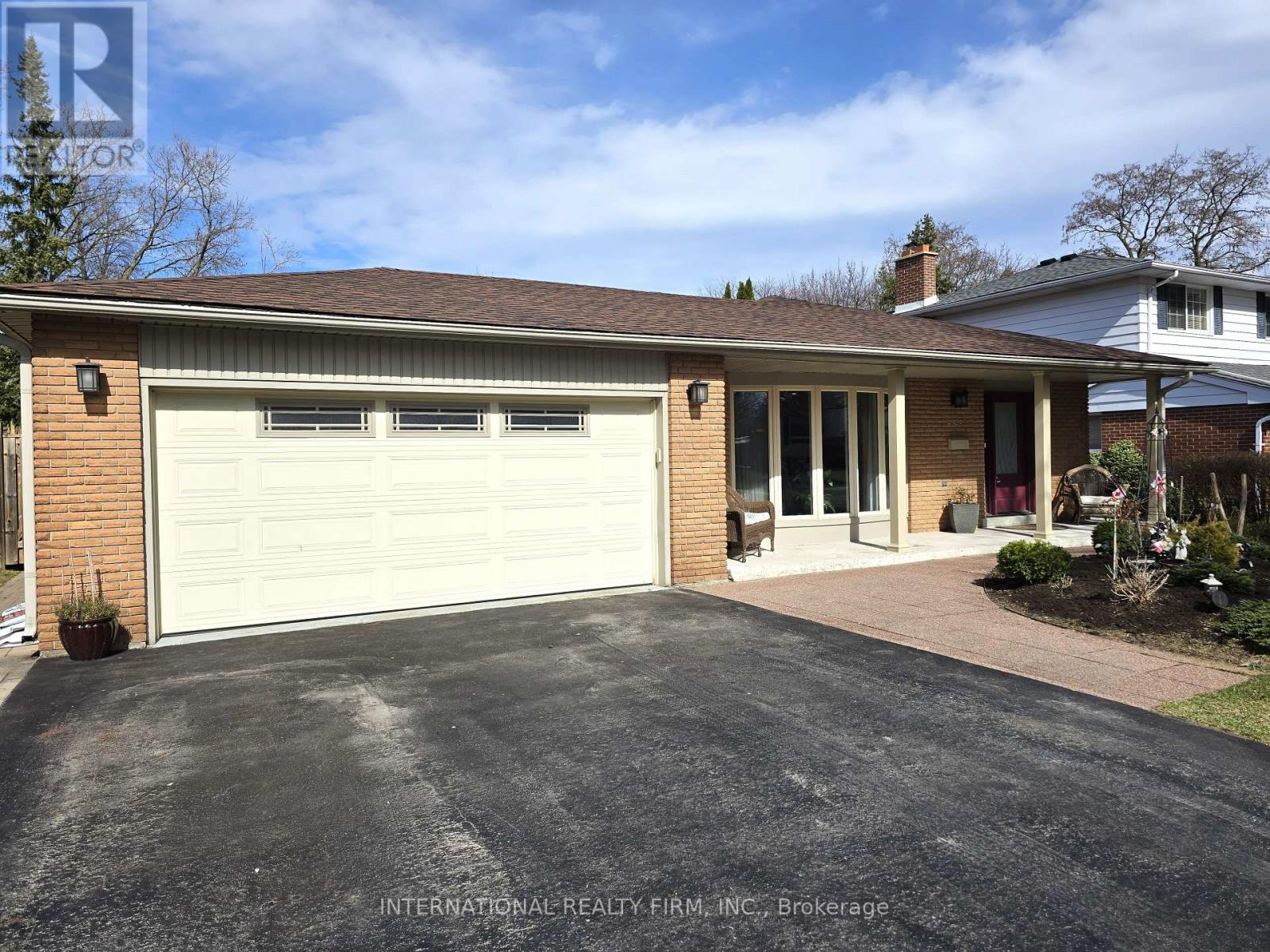 Property at 659 CHERRYWOOD DRIVE image 3