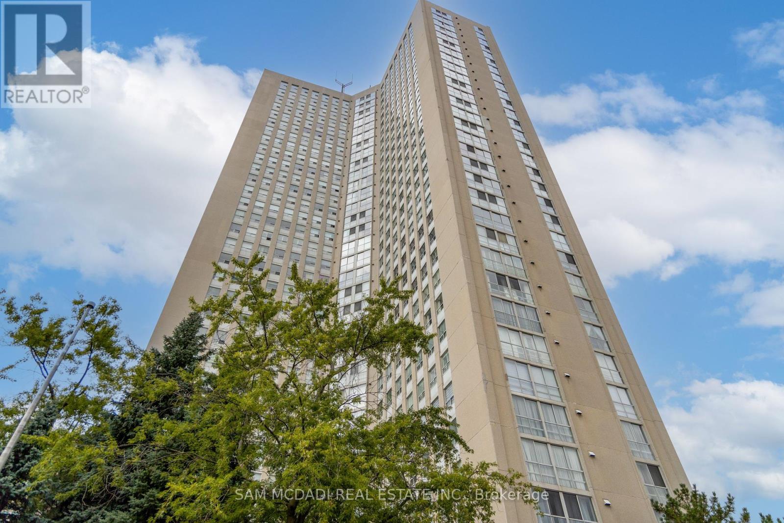 Property at 1207 - 3650 KANEFF CRESCENT image 1
