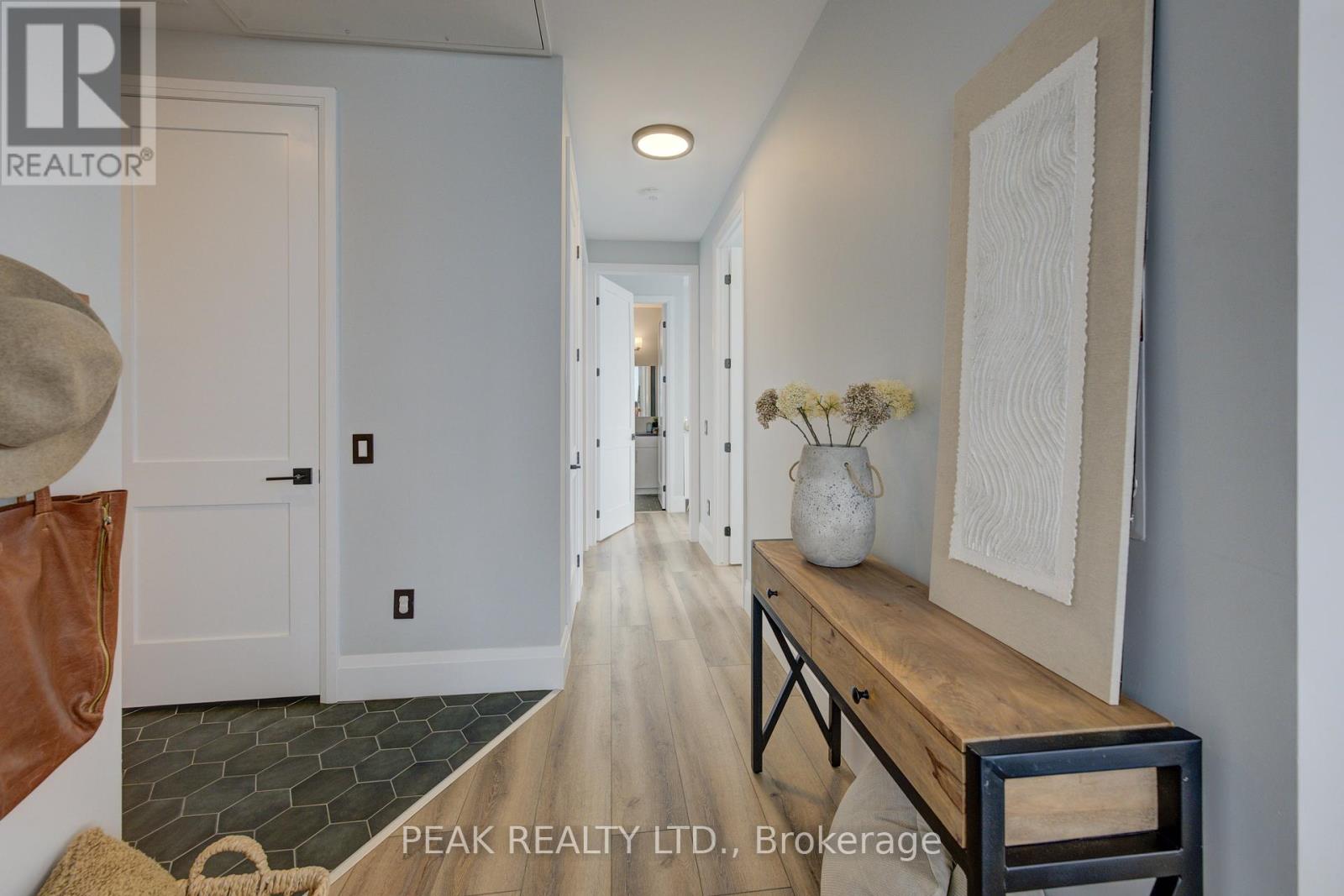 Property at 2908 - 60 CHARLES STREET W image 3