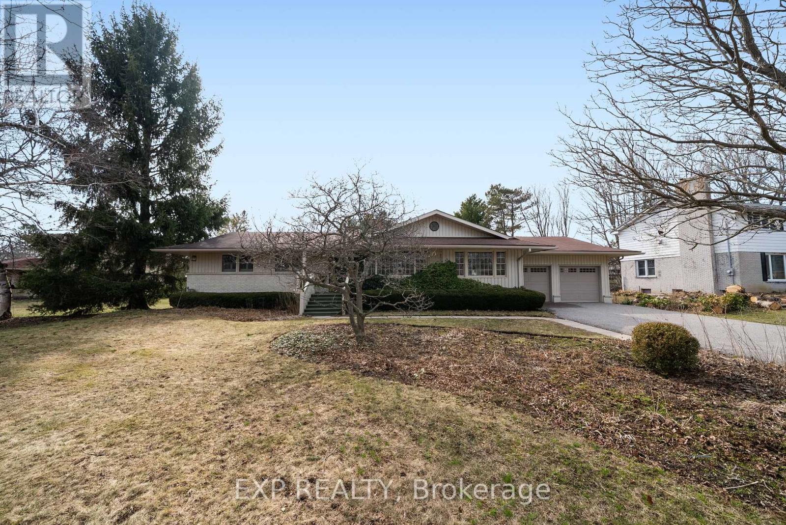Property at 45 HAMILTON AVENUE image 3