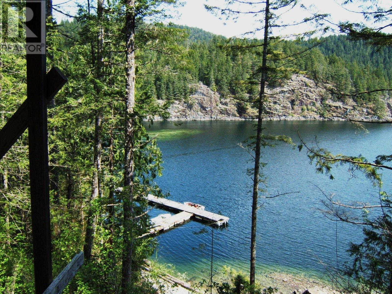 DL 1020 S GREEN BAY, Nelson Island, British Columbia