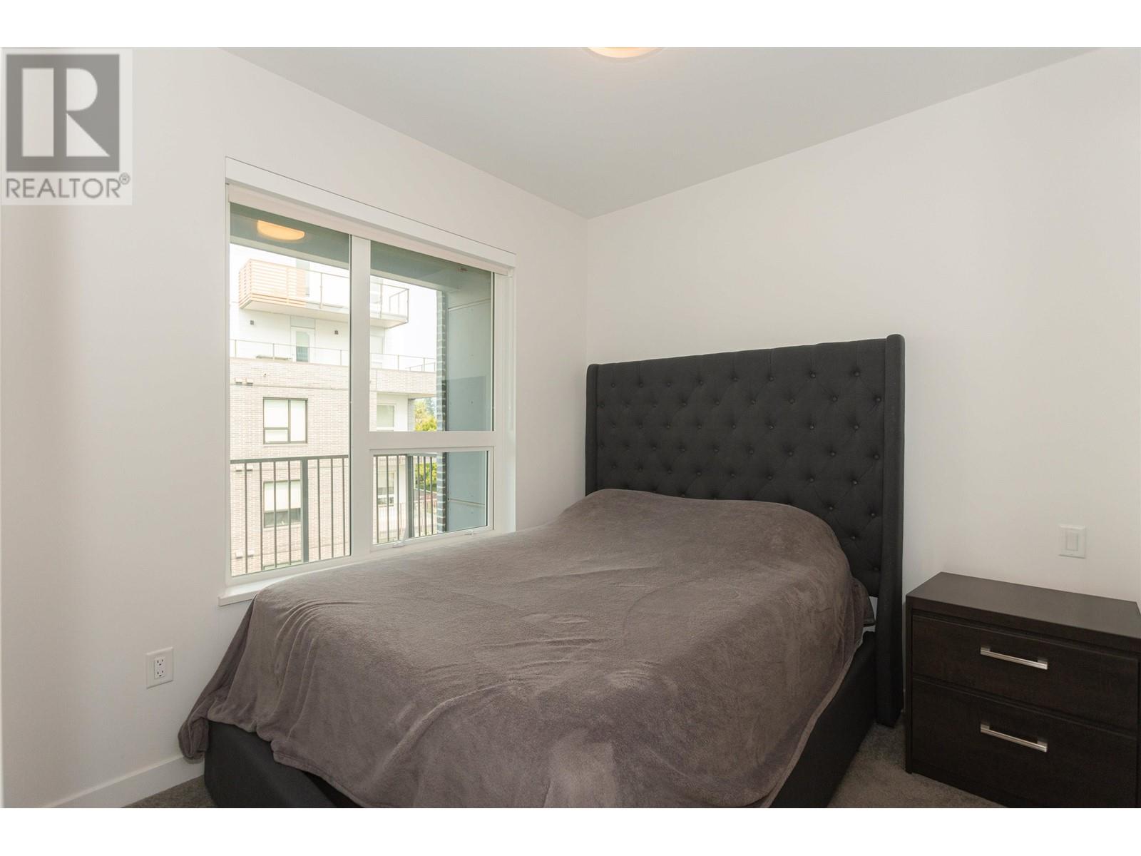 402 645 Como Lake Avenue, Coquitlam, British Columbia  V3J 0N9 - Photo 6 - R2986916