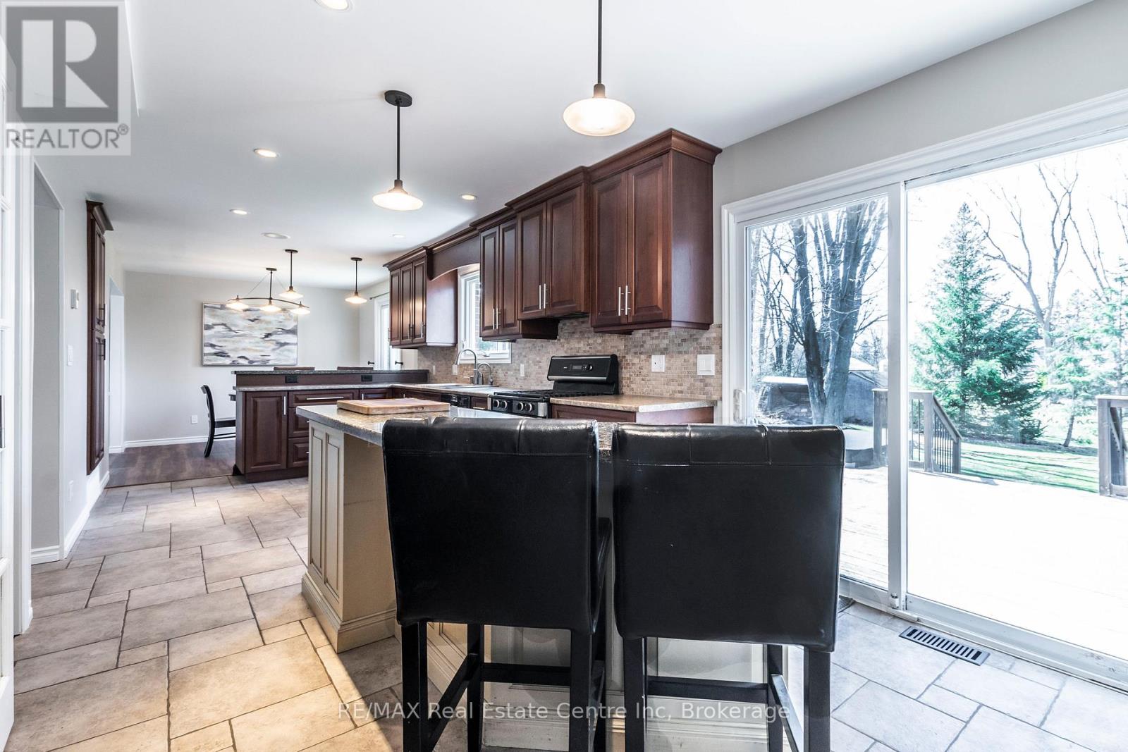 68 Hillview Drive, Wilmot, Ontario  N3A 2V3 - Photo 16 - X12067171