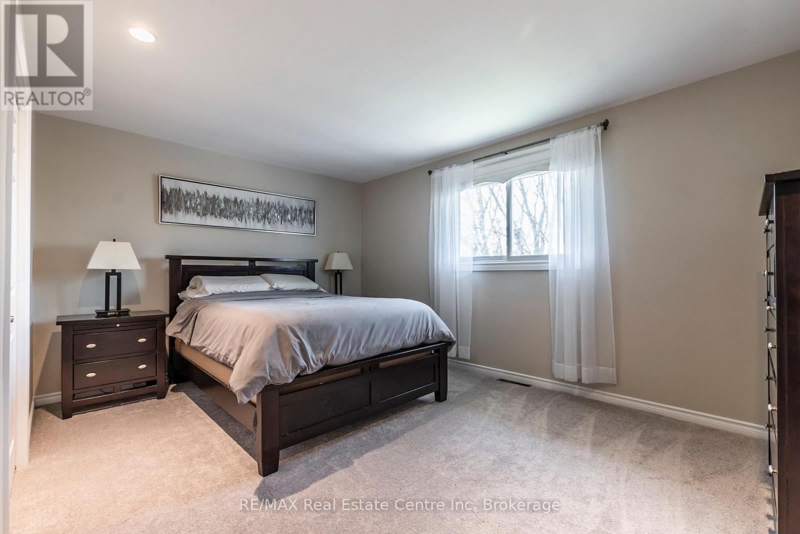 68 Hillview Drive, Wilmot, Ontario  N3A 2V3 - Photo 21 - X12067171