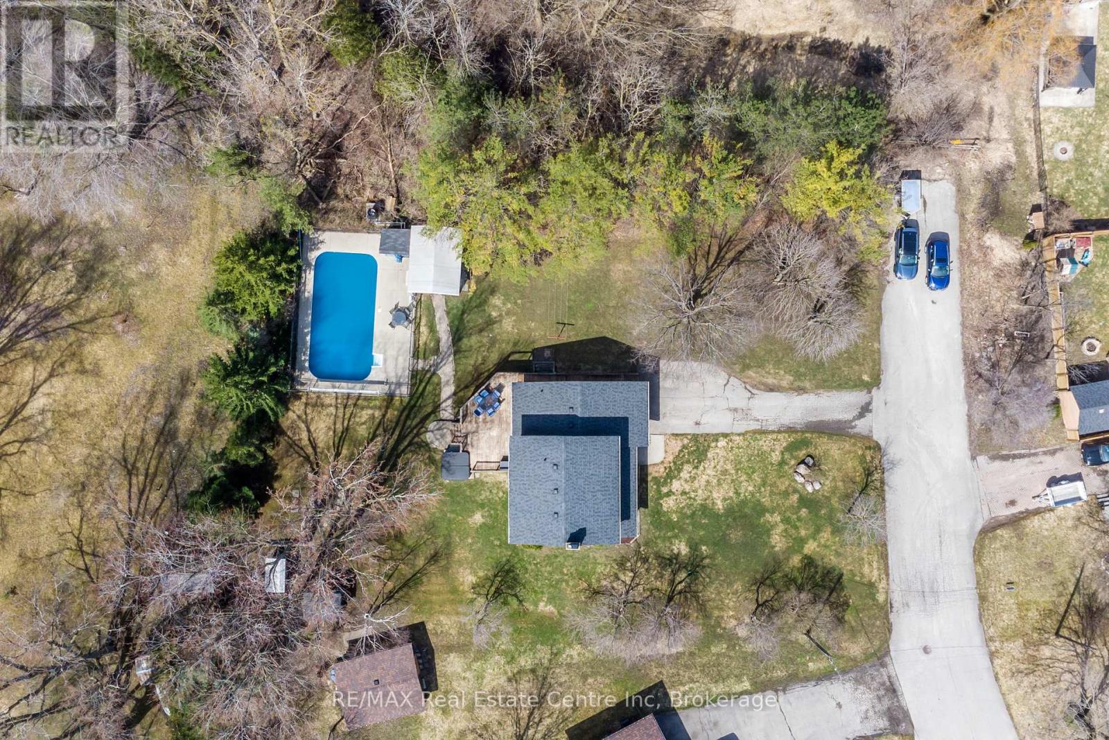 68 Hillview Drive, Wilmot, Ontario  N3A 2V3 - Photo 4 - X12067171