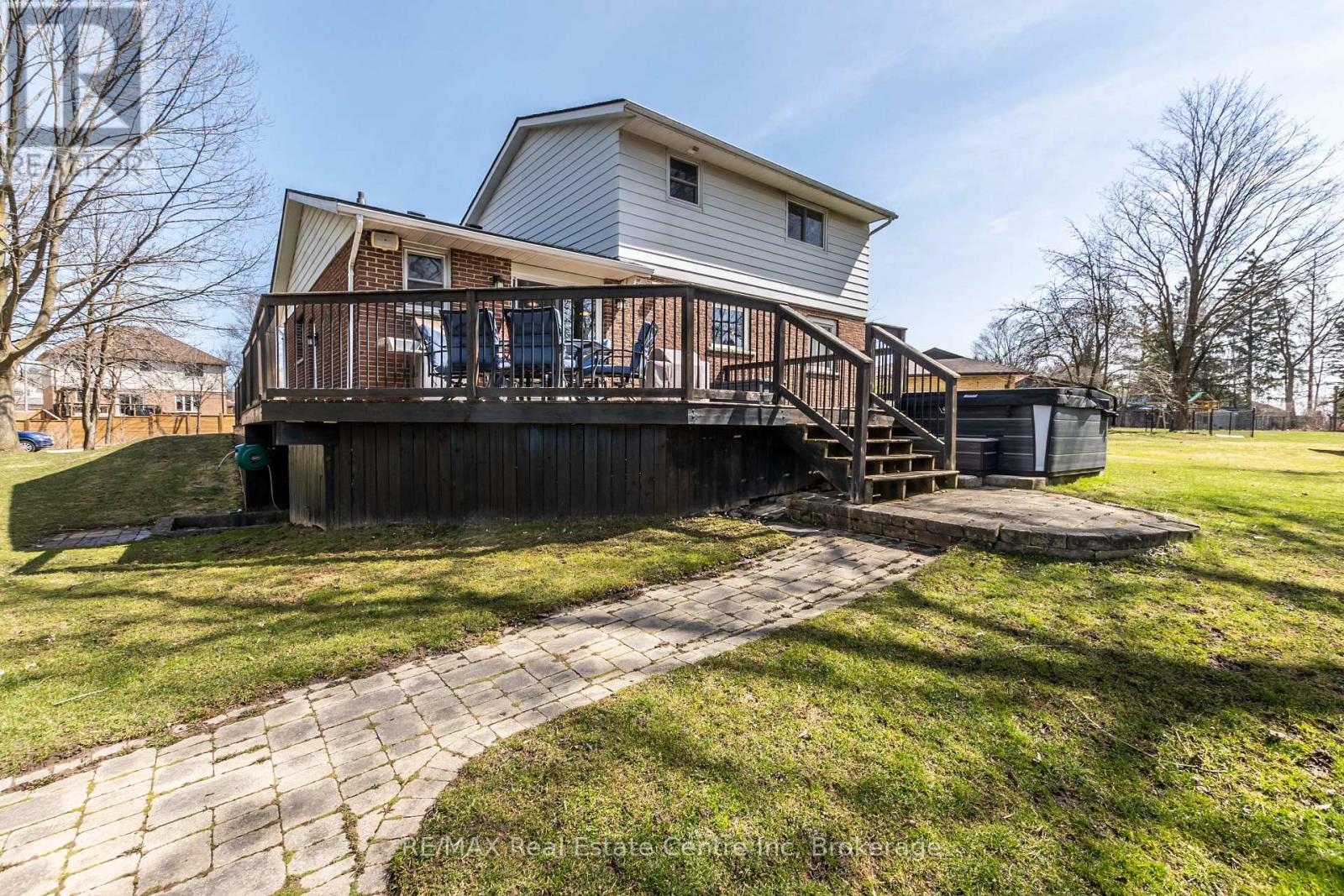 68 Hillview Drive, Wilmot, Ontario  N3A 2V3 - Photo 45 - X12067171
