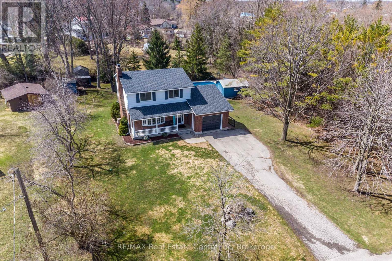 68 Hillview Drive, Wilmot, Ontario  N3A 2V3 - Photo 8 - X12067171