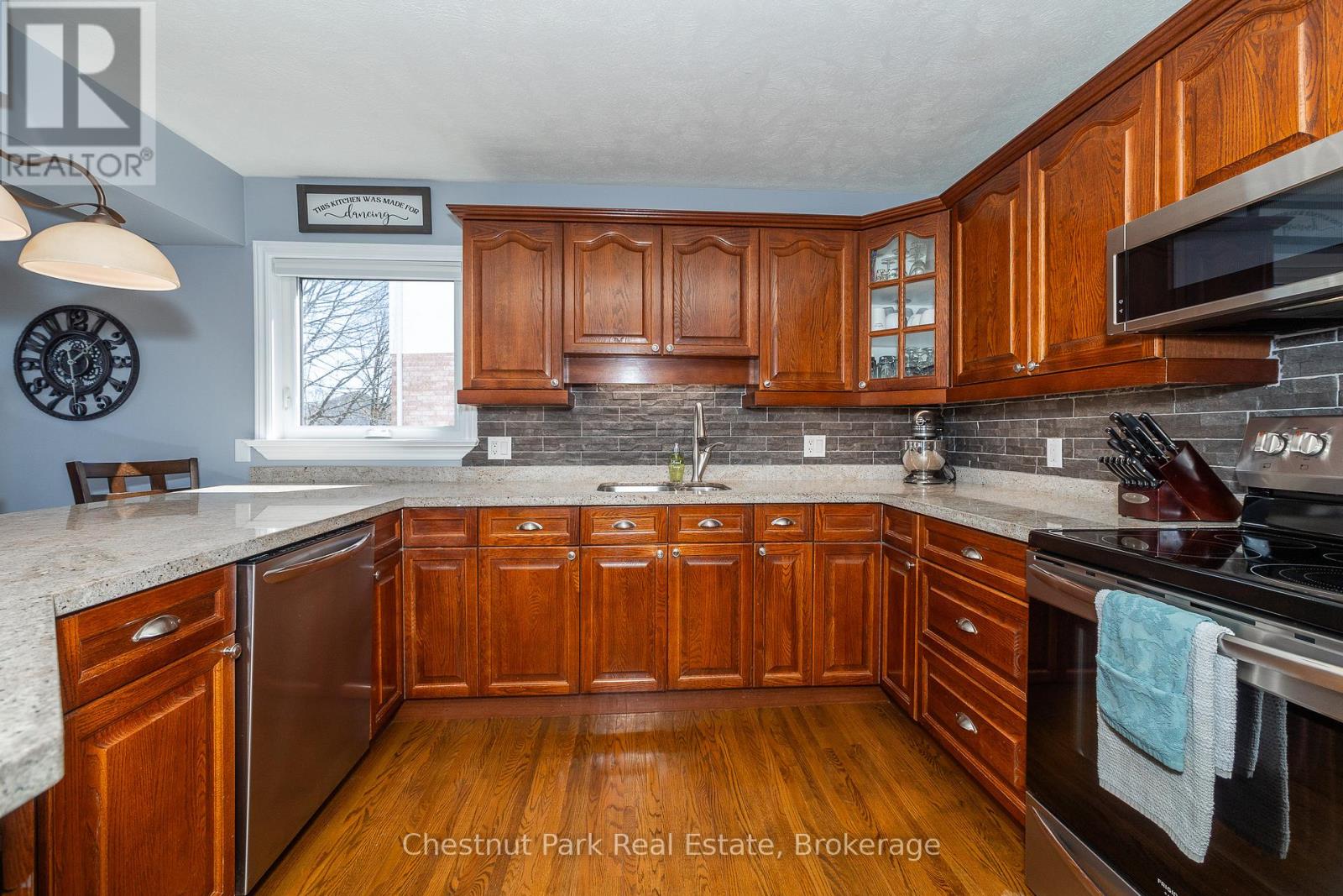 2693 8th Avenue E, Owen Sound, Ontario  N4K 6S5 - Photo 13 - X12067213