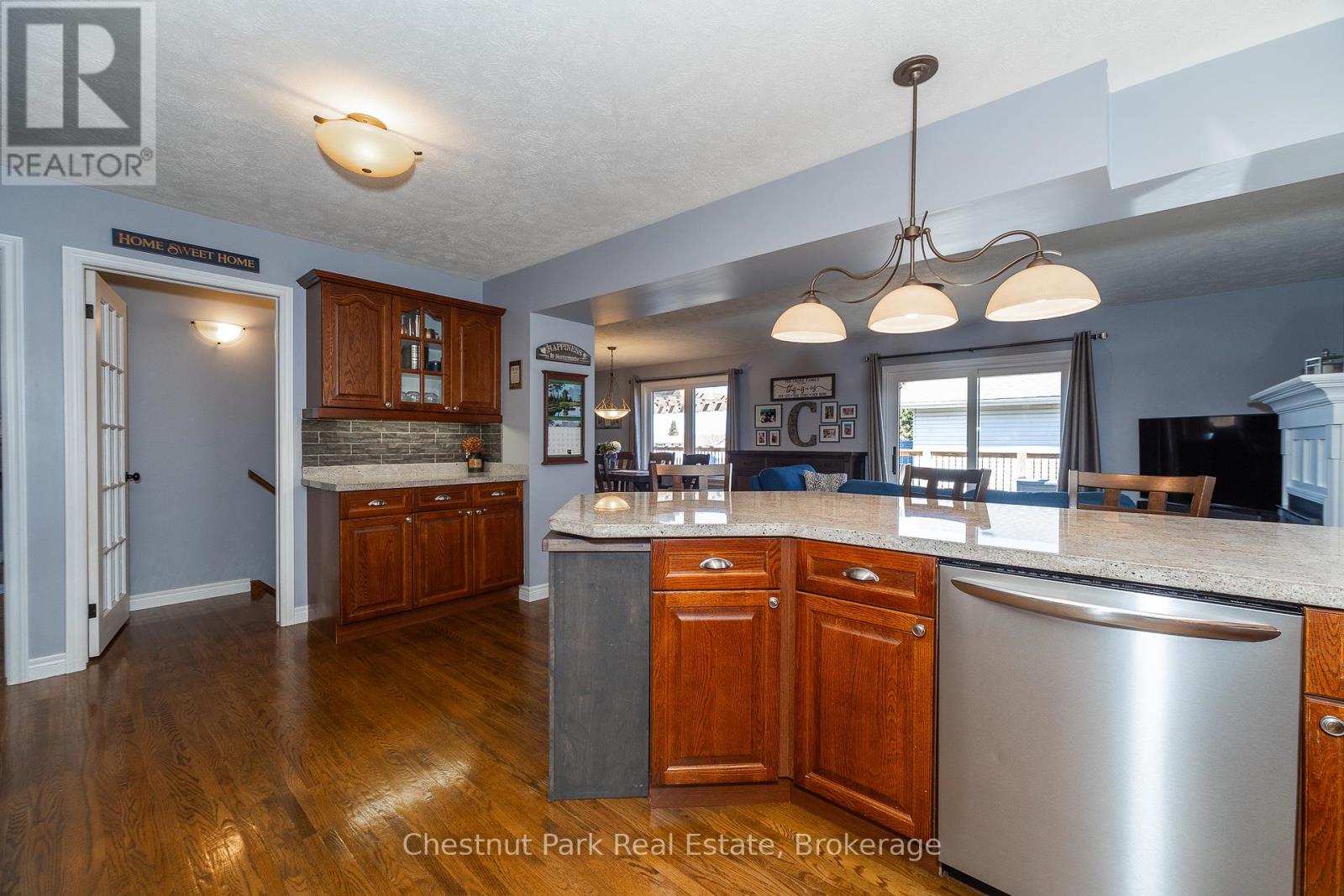 2693 8th Avenue E, Owen Sound, Ontario  N4K 6S5 - Photo 14 - X12067213