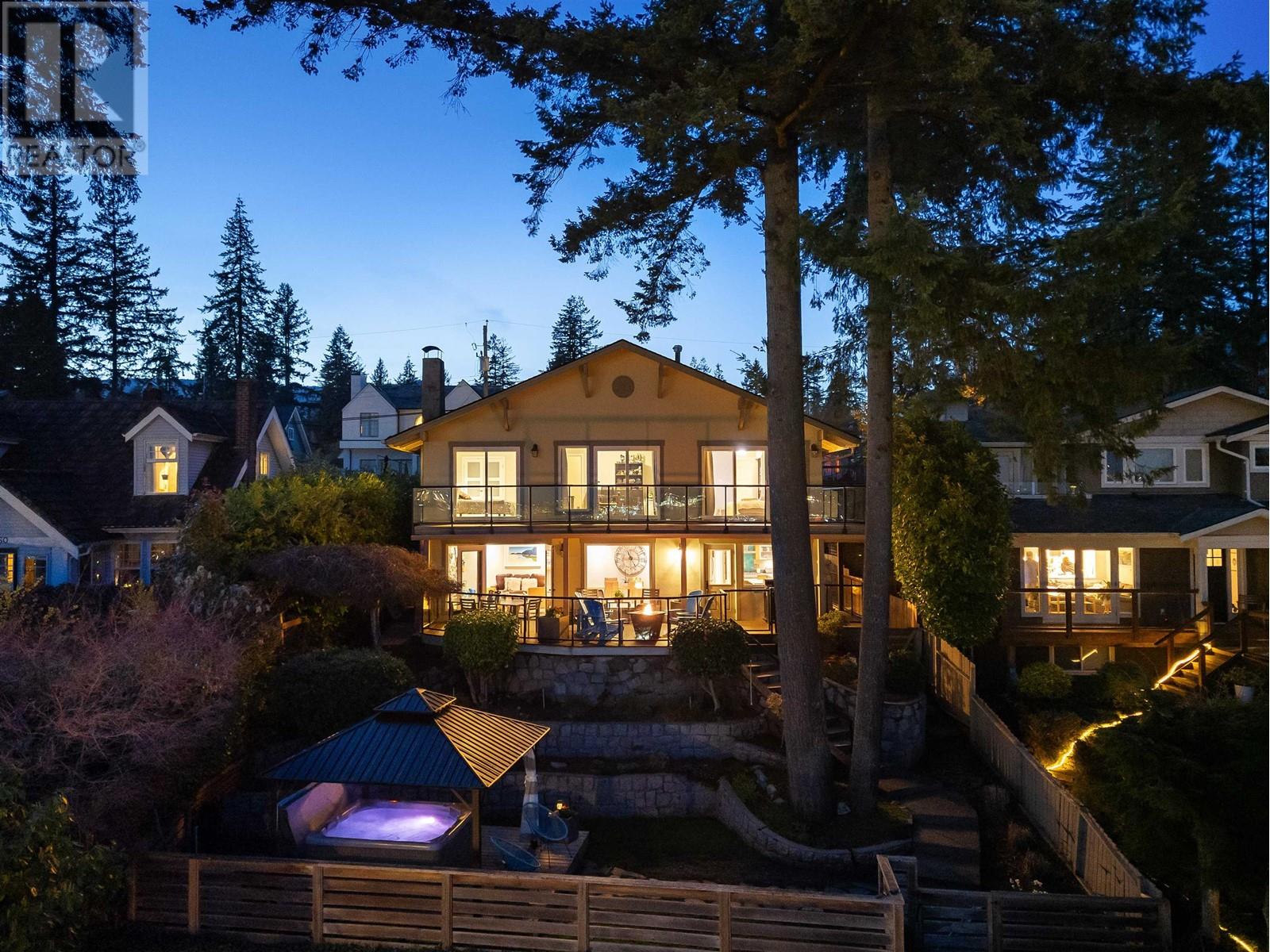 1144 W KEITH ROAD, north vancouver, British Columbia