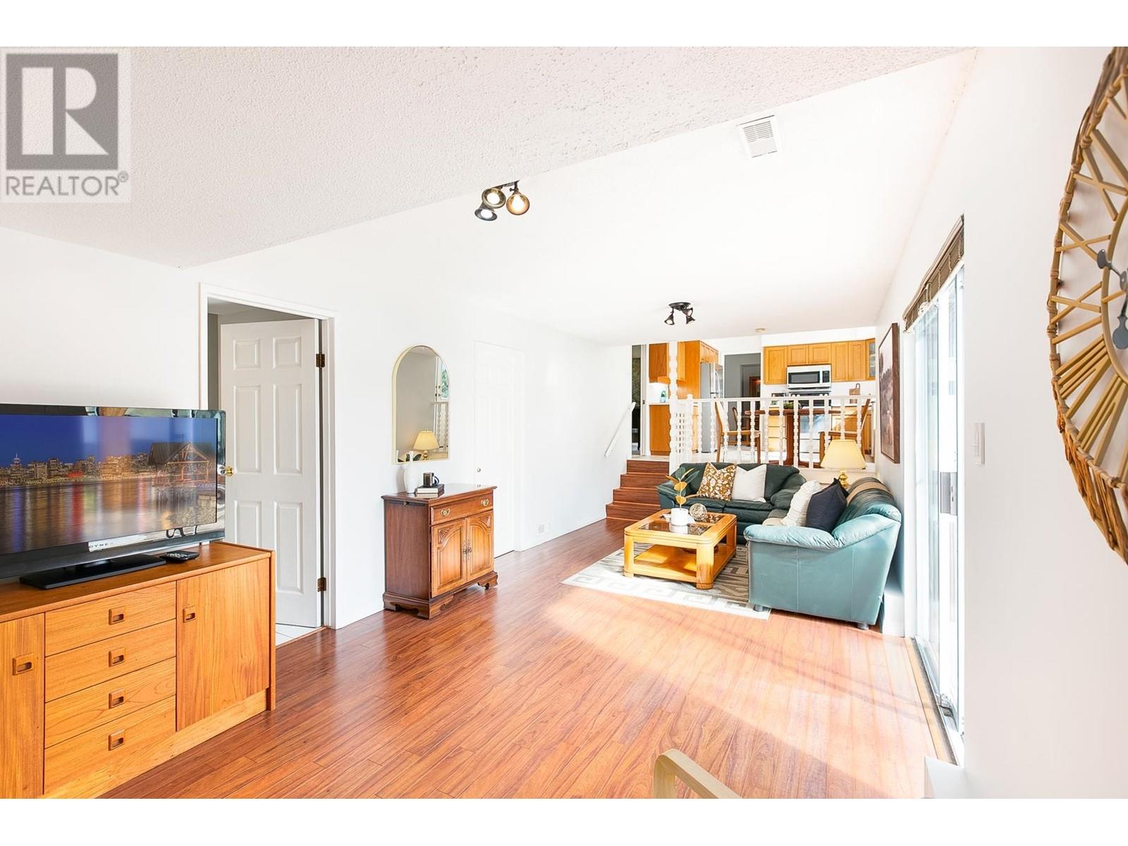 1601 Platt Crescent, North Vancouver, British Columbia  V7J 1X9 - Photo 15 - R2986875