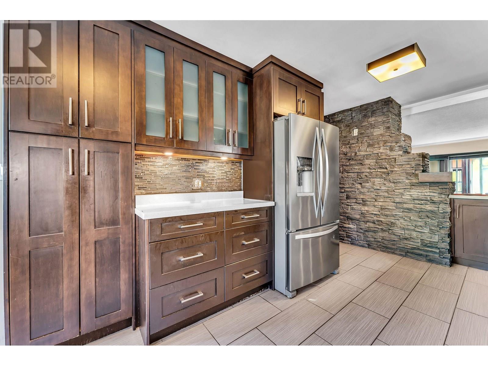 2925 Mcgill Street, Vancouver, British Columbia  V5K 1H8 - Photo 6 - R2986884