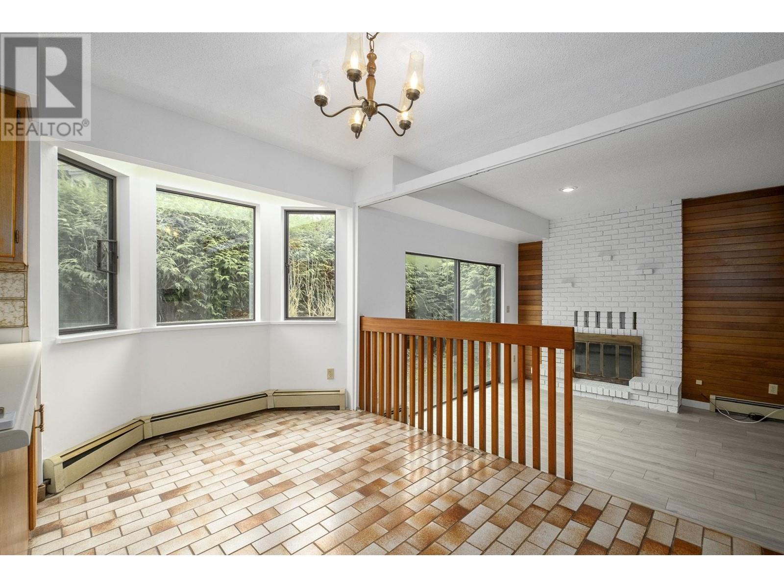 5563 Staghorn Place, North Vancouver, British Columbia  V7R 4S5 - Photo 9 - R2986905