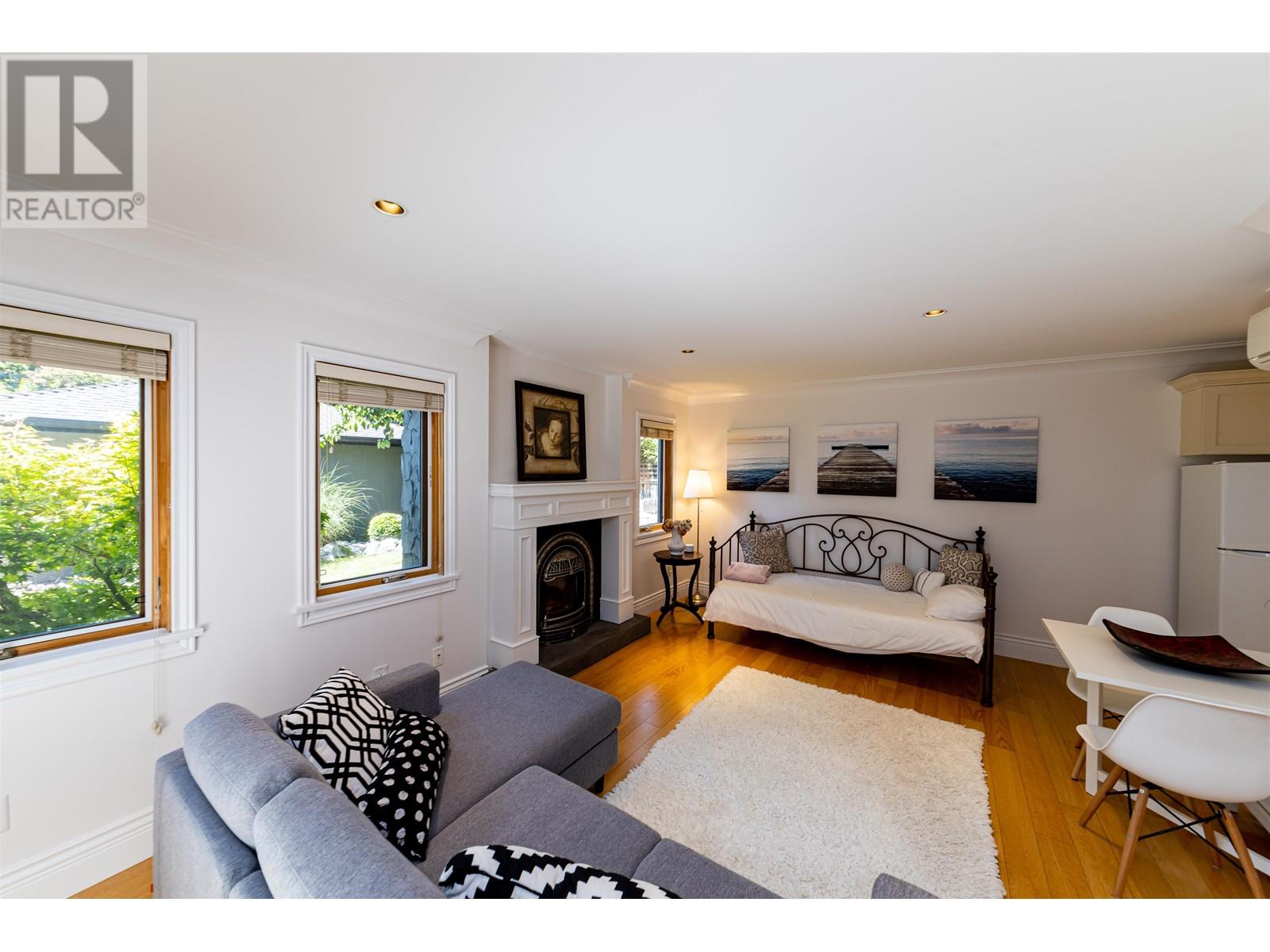 1717 Grand Boulevard, North Vancouver, British Columbia  V7L 3Y3 - Photo 13 - R2986935