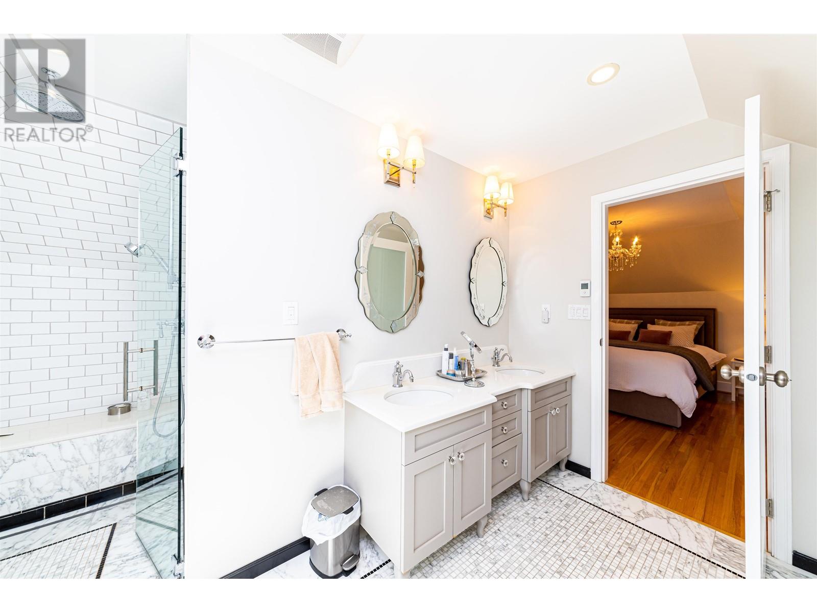 1717 Grand Boulevard, North Vancouver, British Columbia  V7L 3Y3 - Photo 18 - R2986935