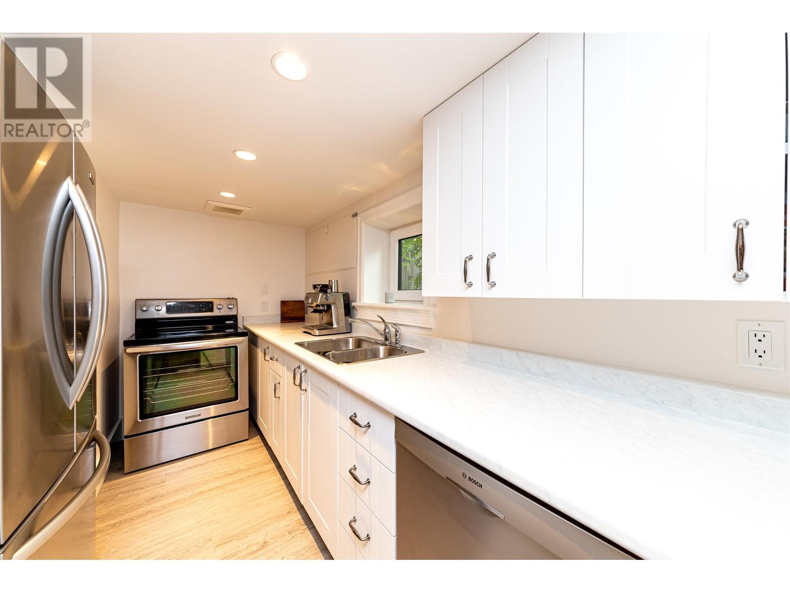 1717 Grand Boulevard, North Vancouver, British Columbia  V7L 3Y3 - Photo 24 - R2986935