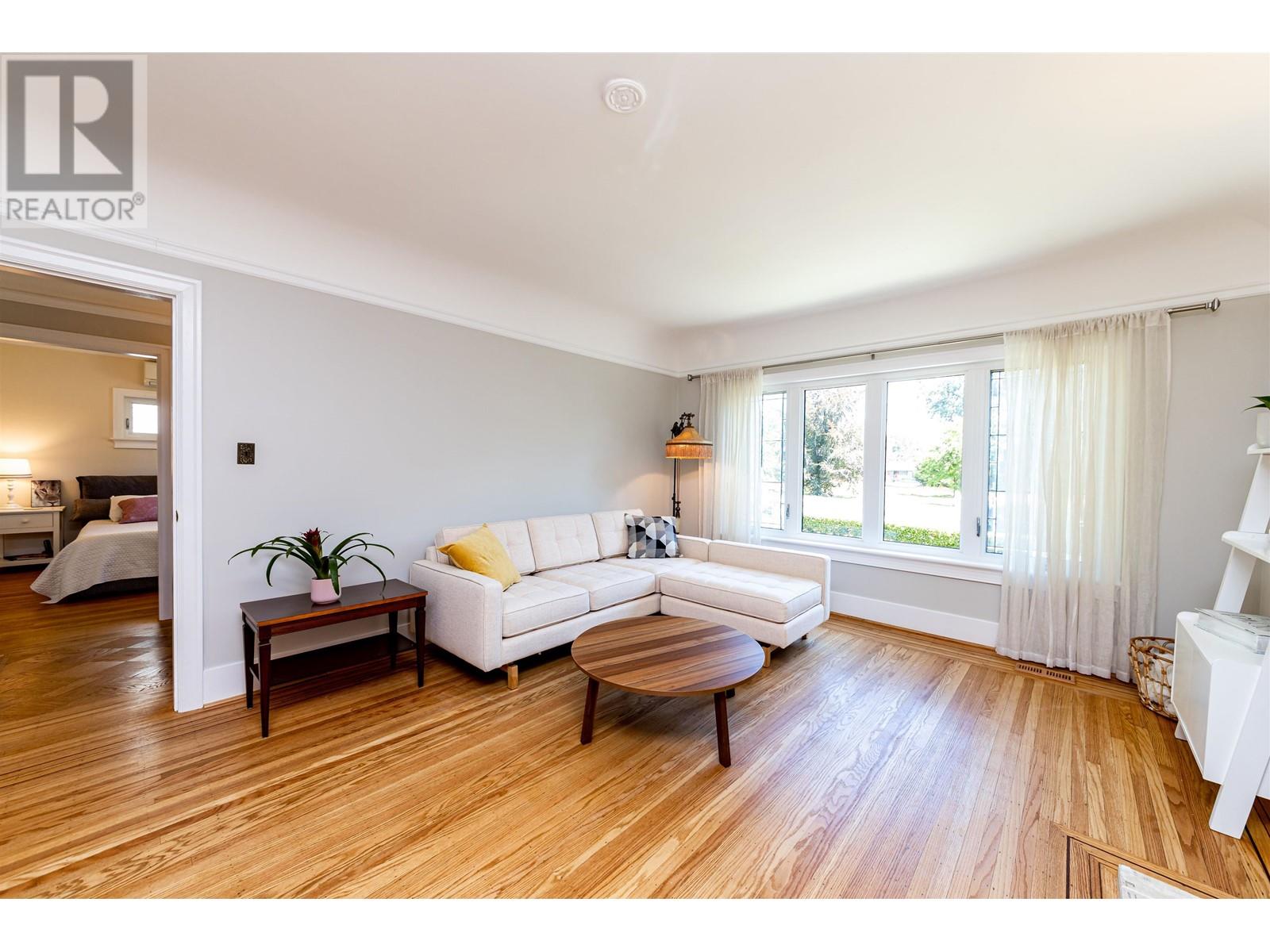 1717 Grand Boulevard, North Vancouver, British Columbia  V7L 3Y3 - Photo 7 - R2986935