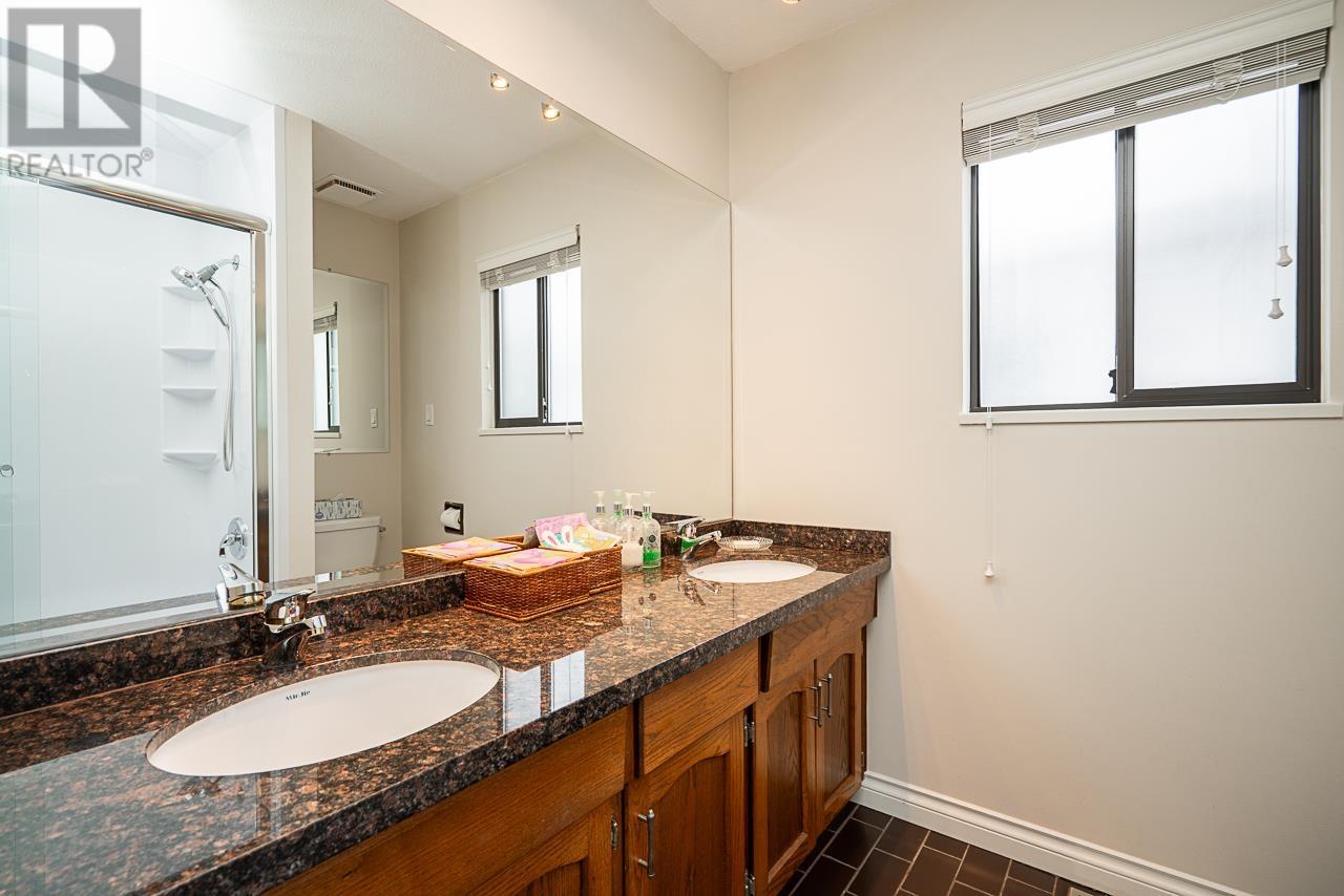 1249 E 31st Avenue, Vancouver, British Columbia  V5V 5B3 - Photo 25 - R2986952
