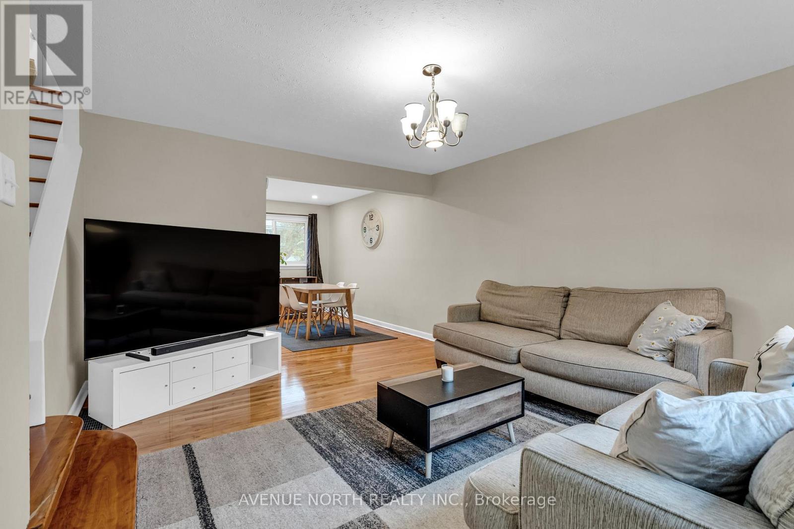Property at 1202 SUMMERVILLE AVENUE image 4