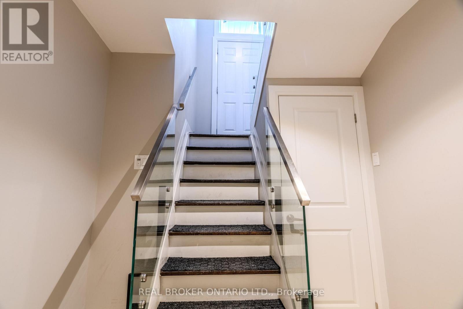 Bsmt - 45 Clifton Avenue N, Toronto, Ontario  M3H 4K9 - Photo 2 - C12067186