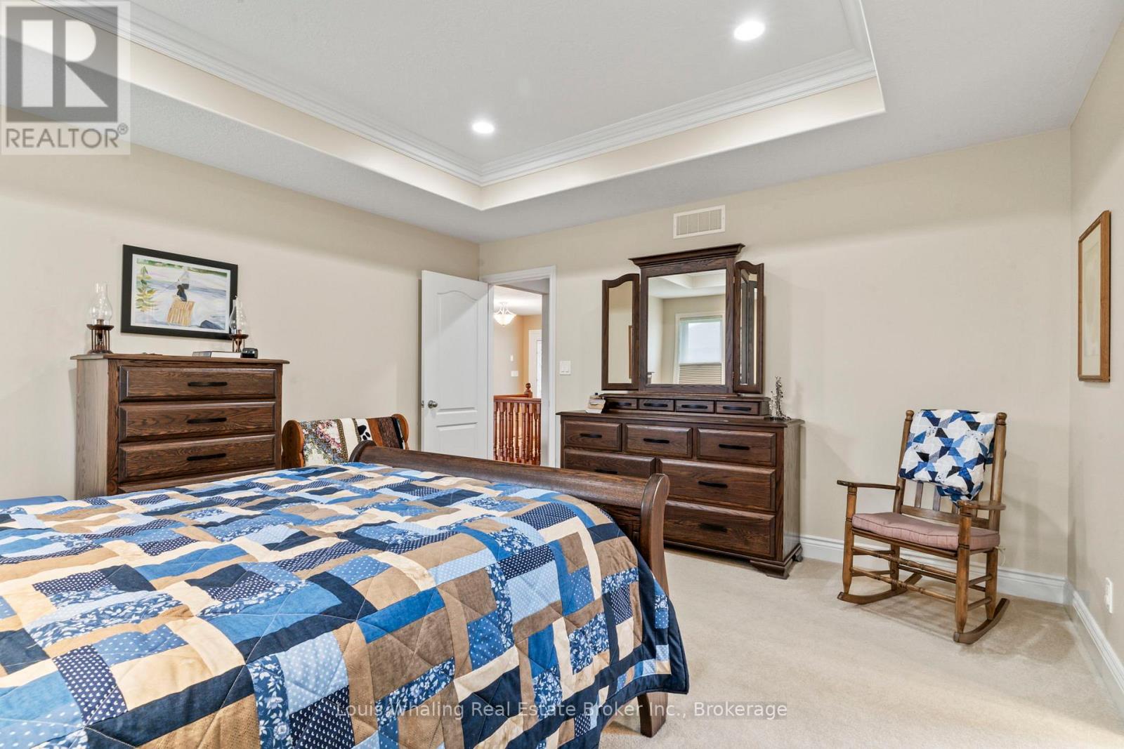 408 4th Street S, Hanover, Ontario  N4N 3V1 - Photo 11 - X11995530