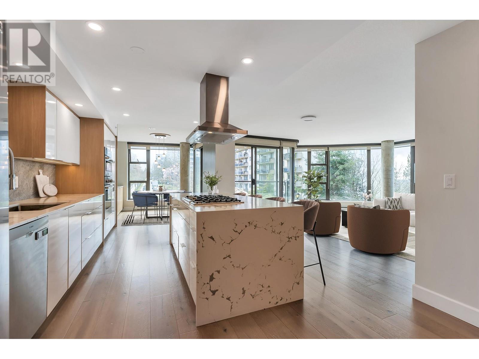 304 683 Victoria Park, North Vancouver, British Columbia  V7M 0A2 - Photo 4 - R2986735
