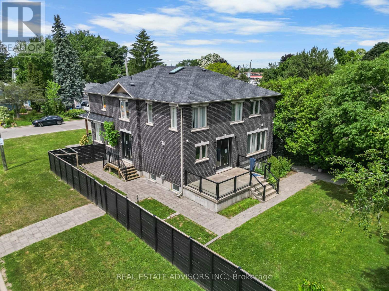 Property at 69 FENWOOD HEIGHTS image 3