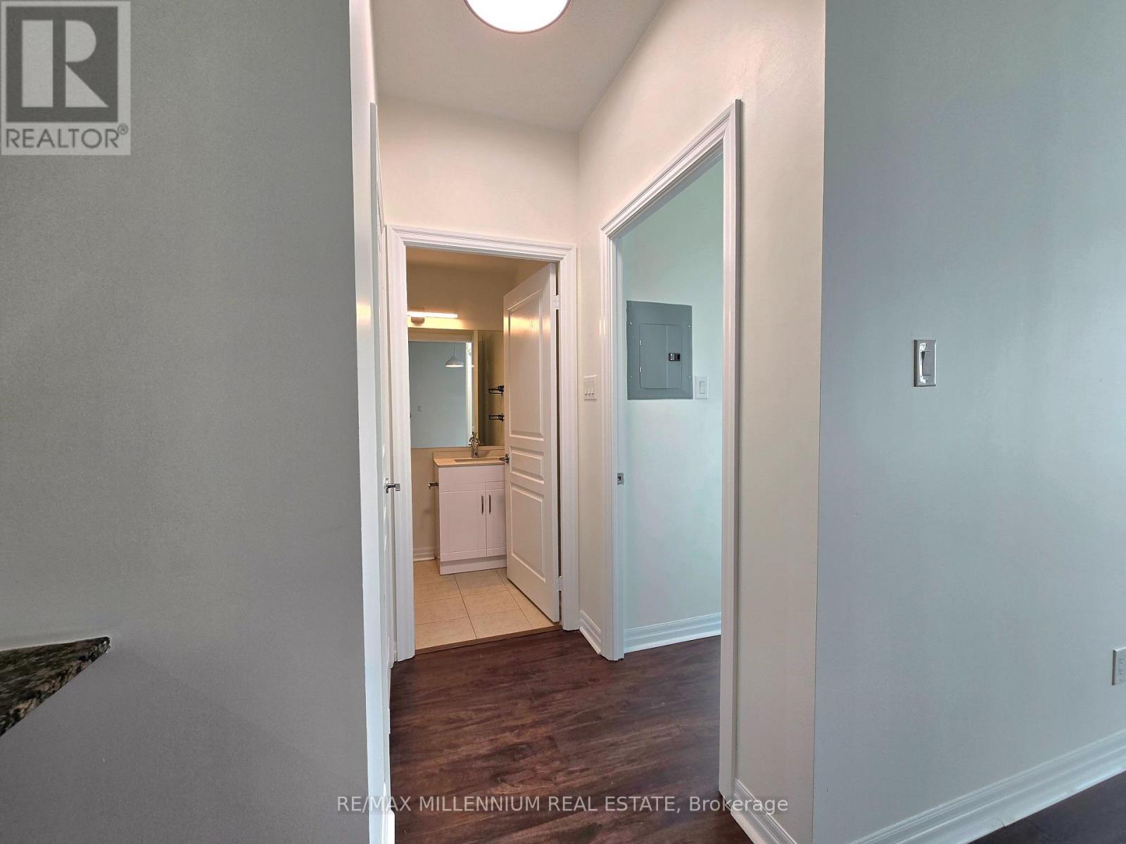 315 - 3515 Kariya Drive, Mississauga, Ontario  L5B 0C1 - Photo 14 - W12067140