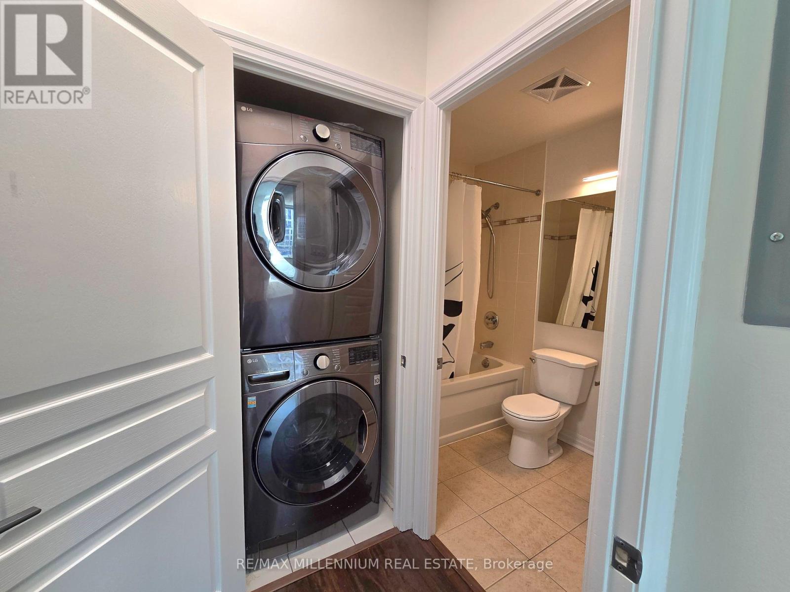 315 - 3515 Kariya Drive, Mississauga, Ontario  L5B 0C1 - Photo 19 - W12067140