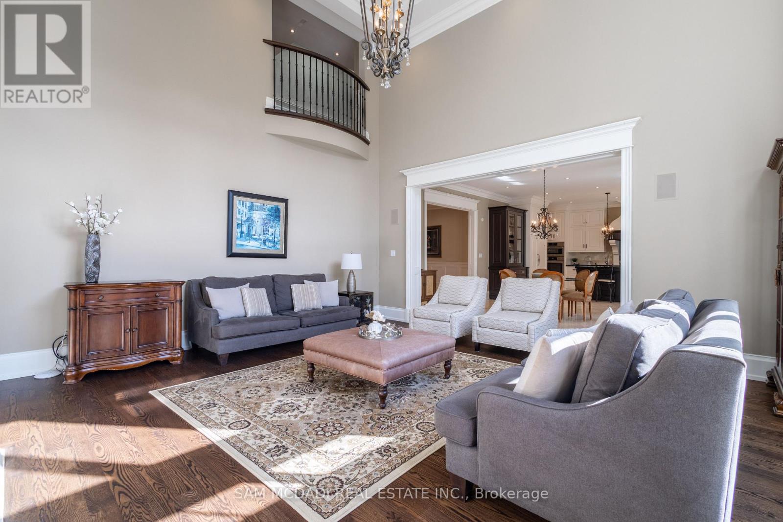 1502 Gregwood Road, Mississauga, Ontario  L5H 2T4 - Photo 15 - W12067208