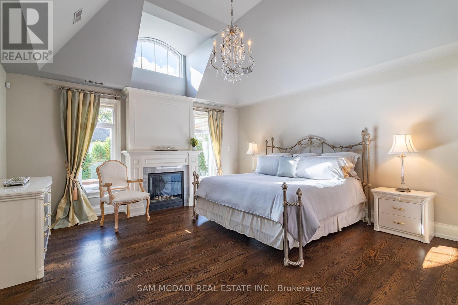 1502 Gregwood Road, Mississauga, Ontario  L5H 2T4 - Photo 20 - W12067208