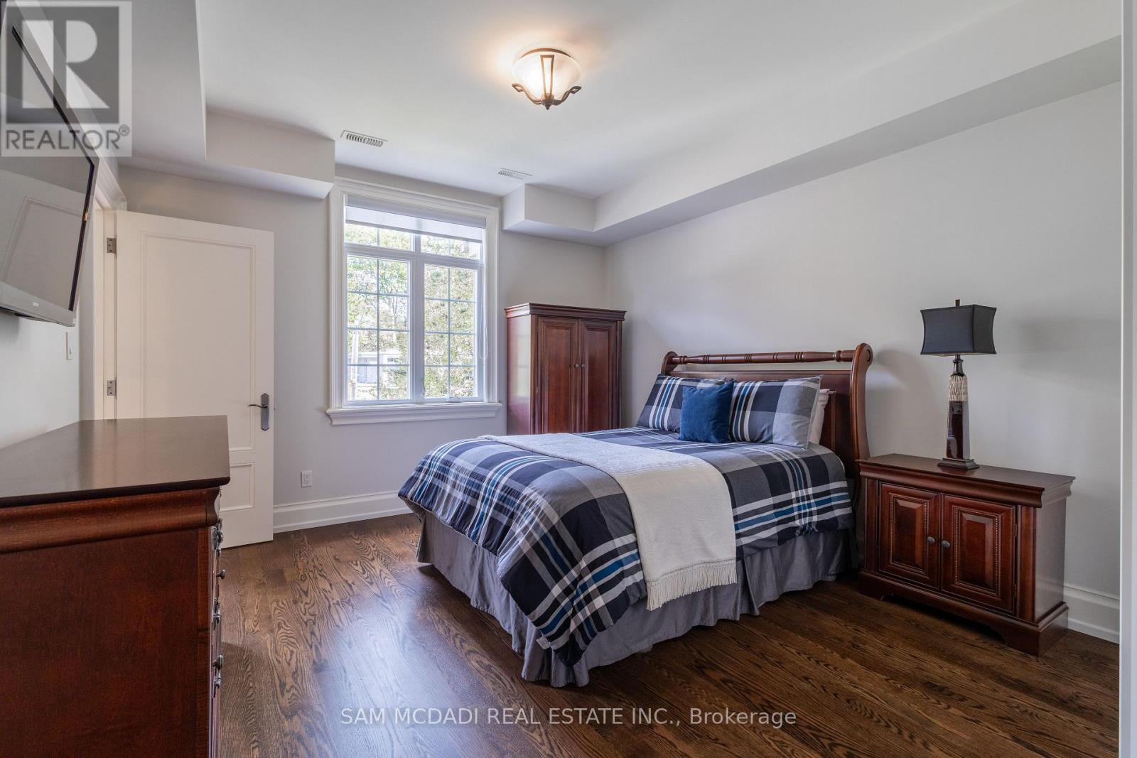 1502 Gregwood Road, Mississauga, Ontario  L5H 2T4 - Photo 26 - W12067208