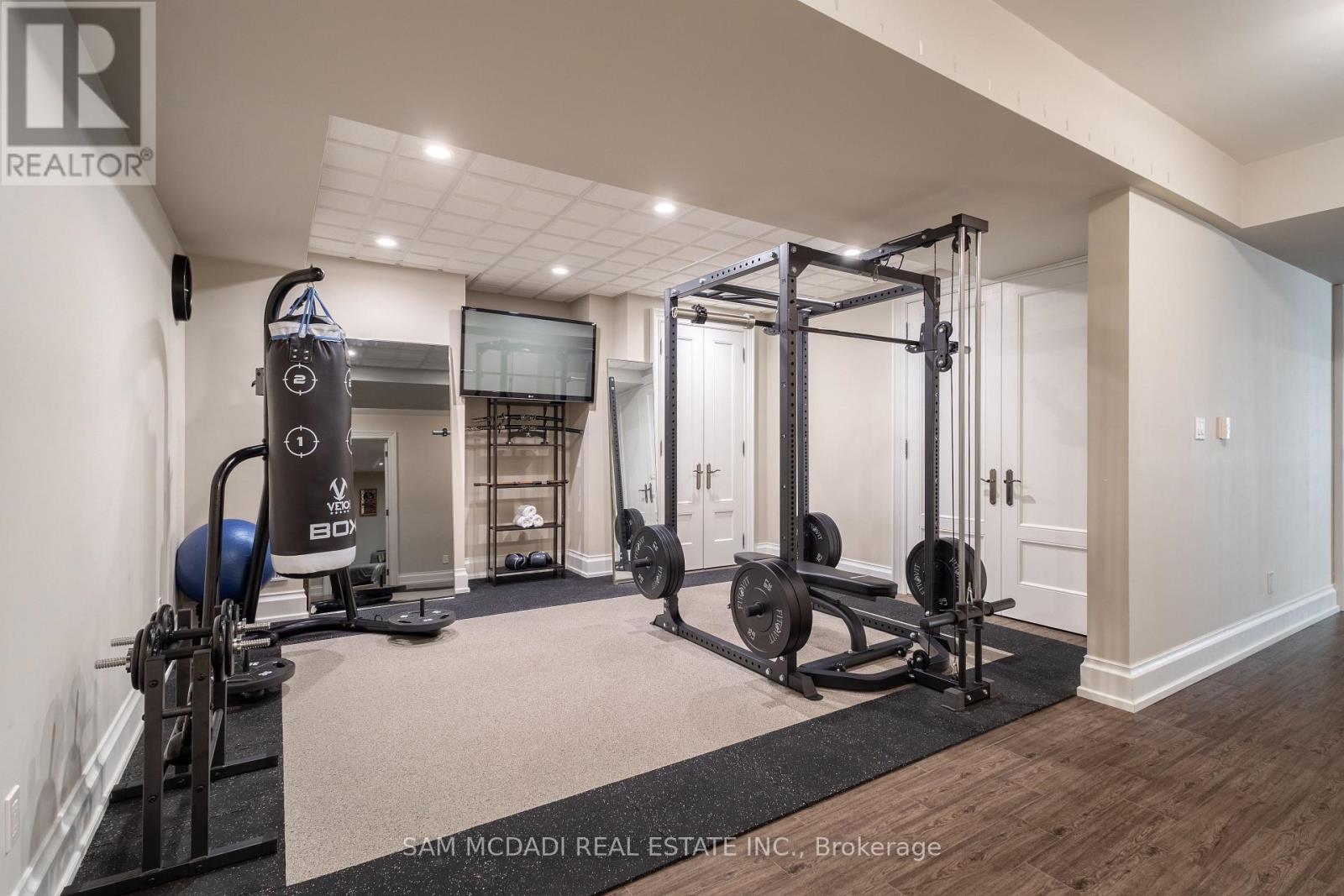 1502 Gregwood Road, Mississauga, Ontario  L5H 2T4 - Photo 36 - W12067208