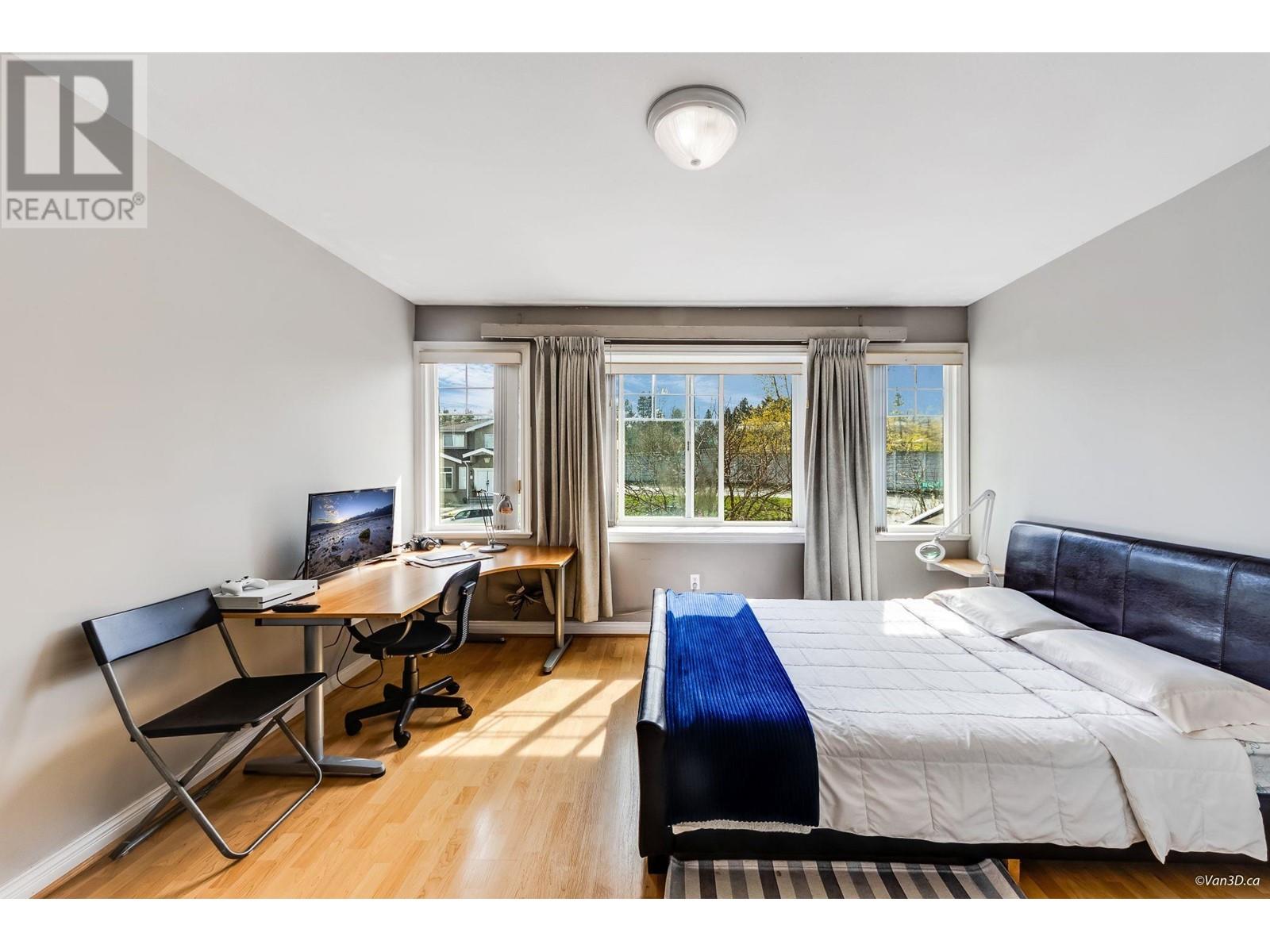 3807 Regent Street, Burnaby, British Columbia  V5C 4G7 - Photo 13 - R2986816