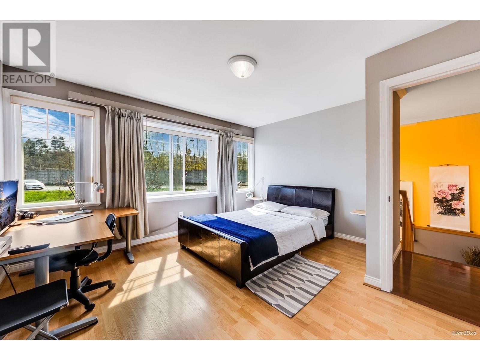 3807 Regent Street, Burnaby, British Columbia  V5C 4G7 - Photo 12 - R2986816