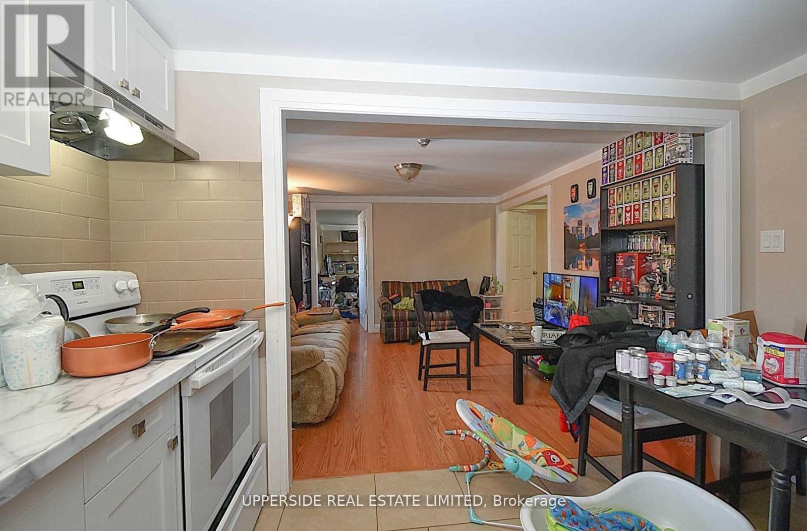 5459 Ontario Avenue, Niagara Falls (Downtown), Ontario  L2E 3S4 - Photo 12 - X12067217