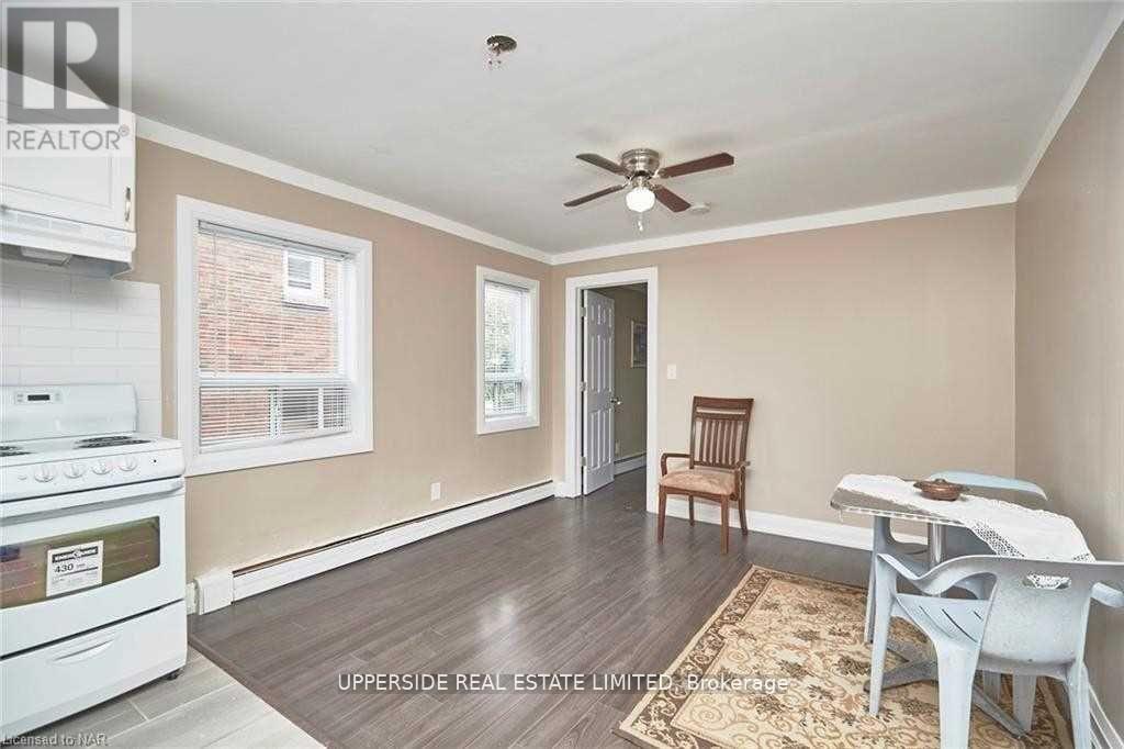 5459 Ontario Avenue, Niagara Falls (Downtown), Ontario  L2E 3S4 - Photo 4 - X12067217