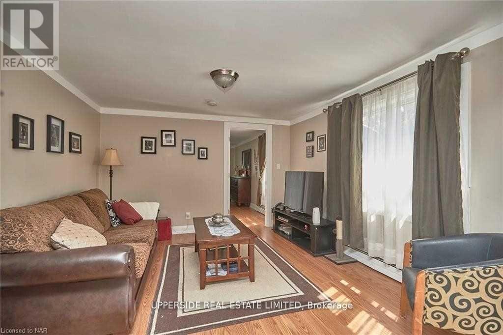 5459 Ontario Avenue, Niagara Falls (Downtown), Ontario  L2E 3S4 - Photo 5 - X12067217