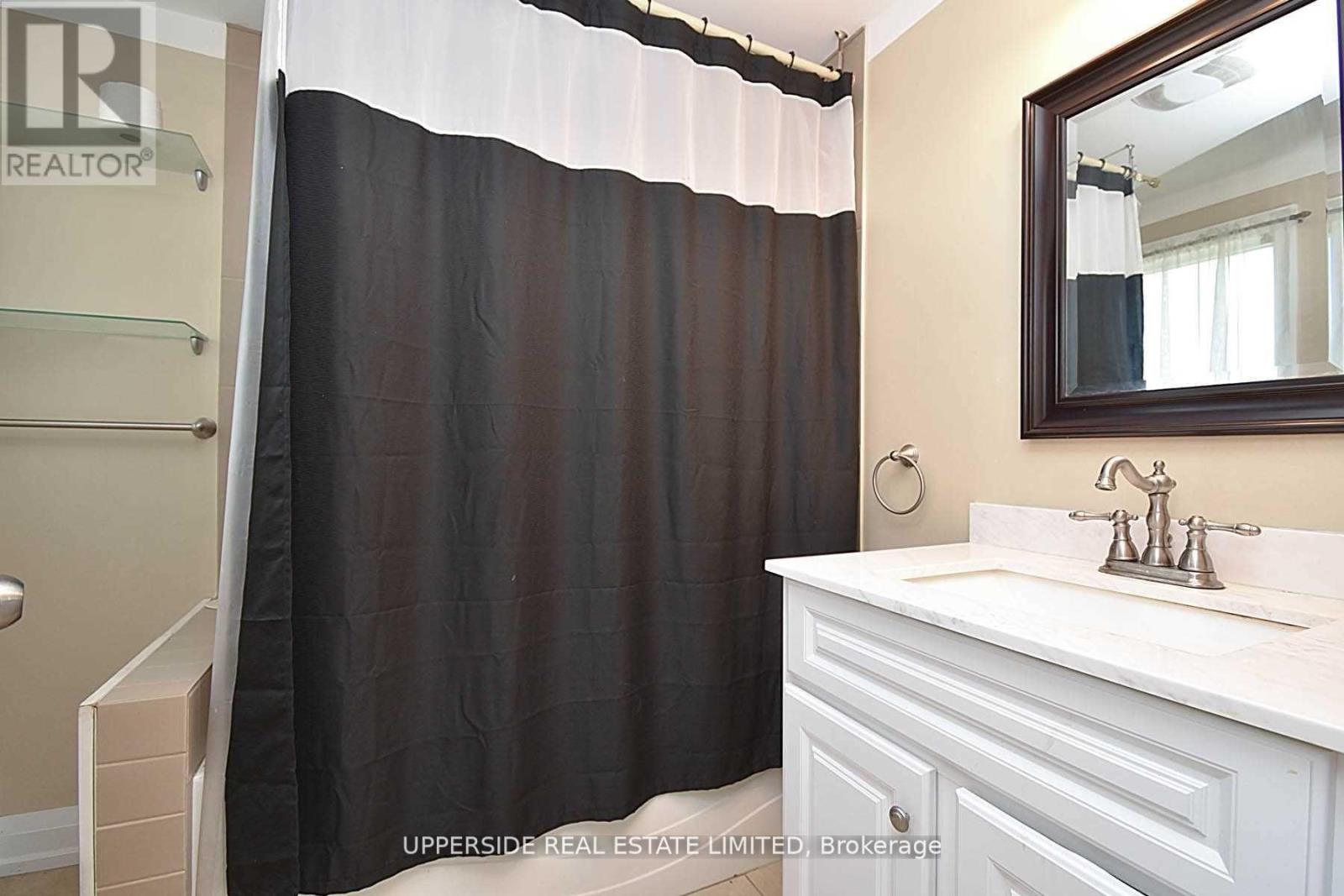 5459 Ontario Avenue, Niagara Falls (Downtown), Ontario  L2E 3S4 - Photo 9 - X12067217