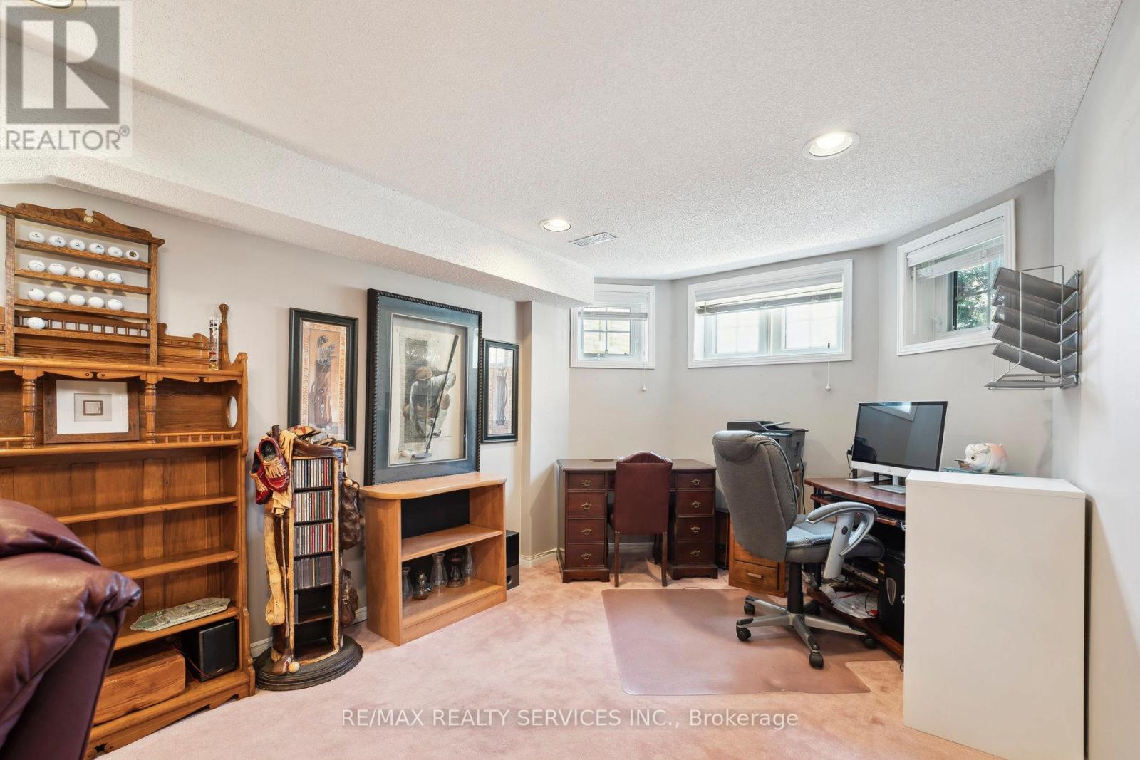 52 Buffridge Trail, Brampton, Ontario  L7A 1H8 - Photo 34 - W12067056