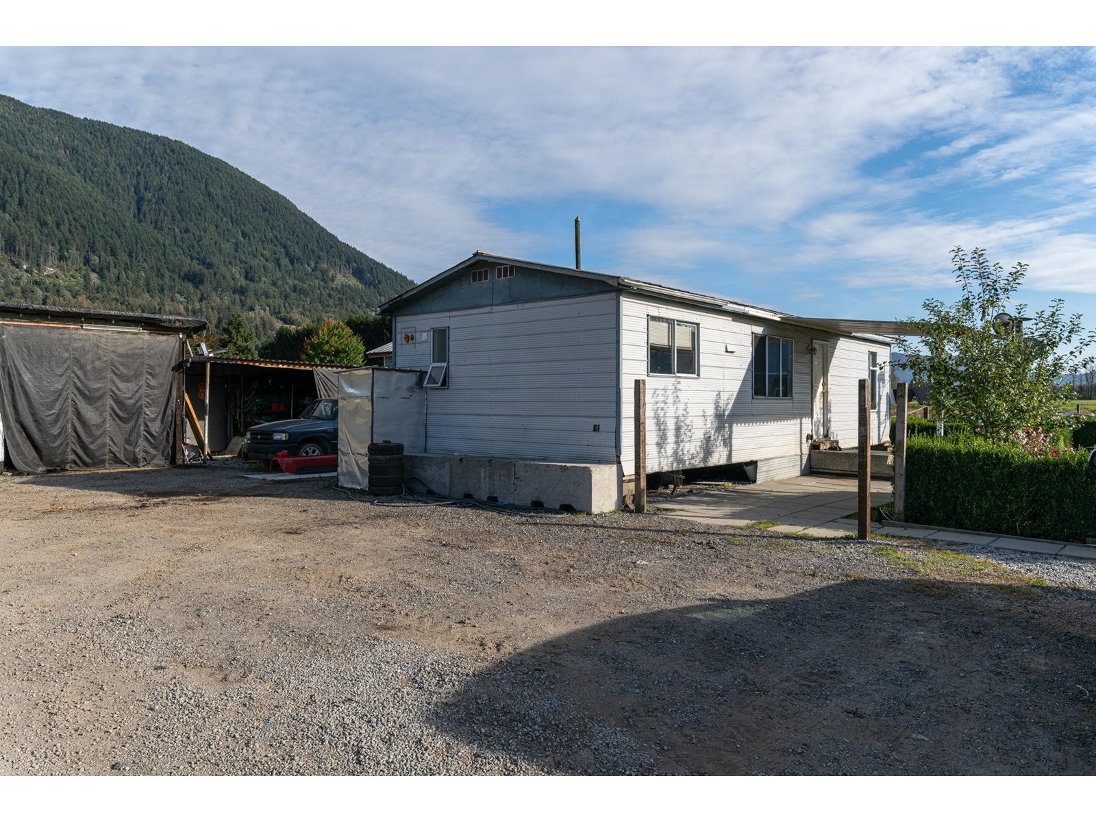 10594 Farms Road, Mission, British Columbia  V2V 4J1 - Photo 6 - R2984731
