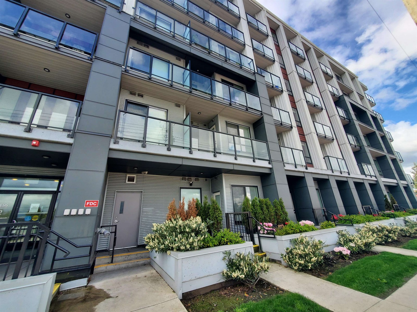 322 20360 Logan Avenue, Langley, British Columbia  V3A 0P5 - Photo 4 - R2986999
