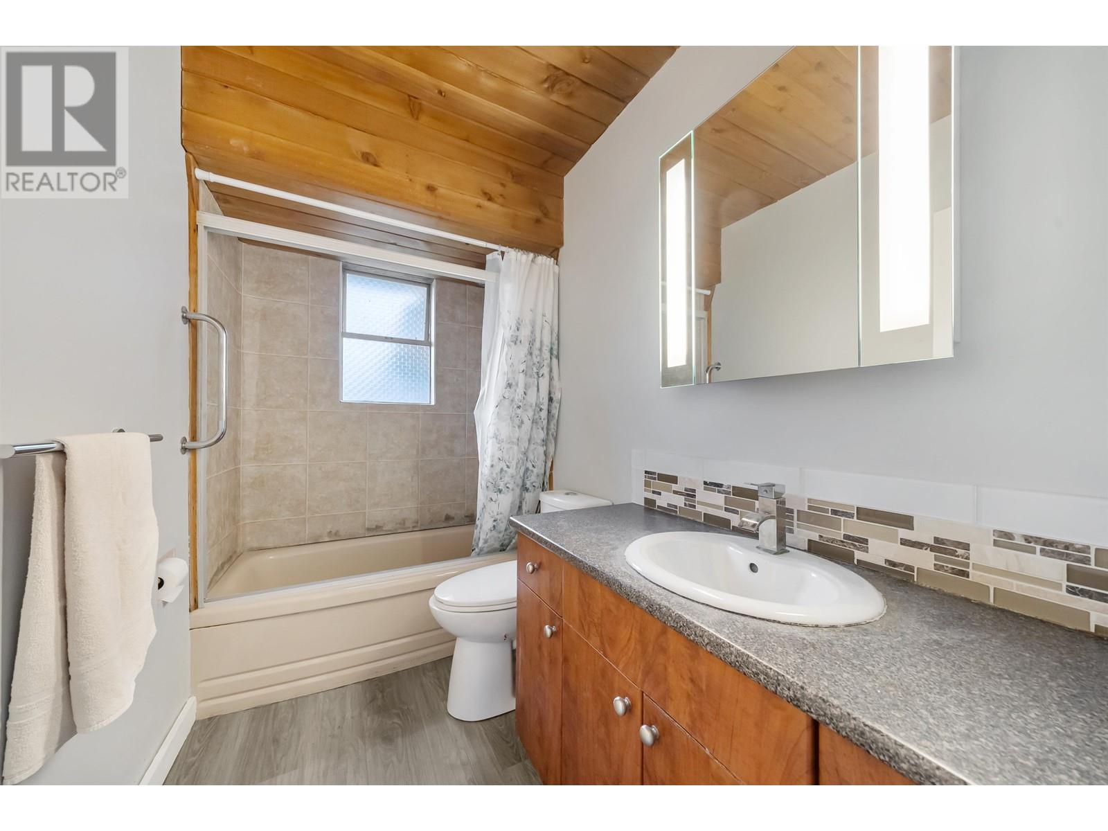 3745 Cedar Drive, Port Coquitlam, British Columbia  V3B 3E1 - Photo 17 - R2962716