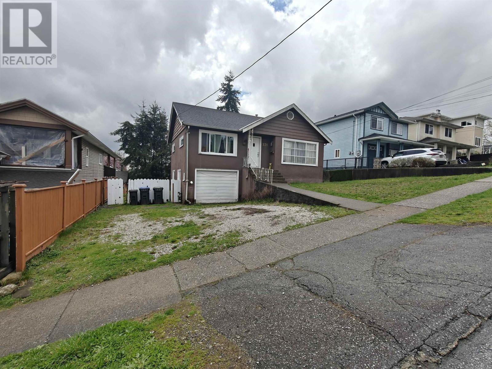 Property at 370 HOSPITAL STREET image 5