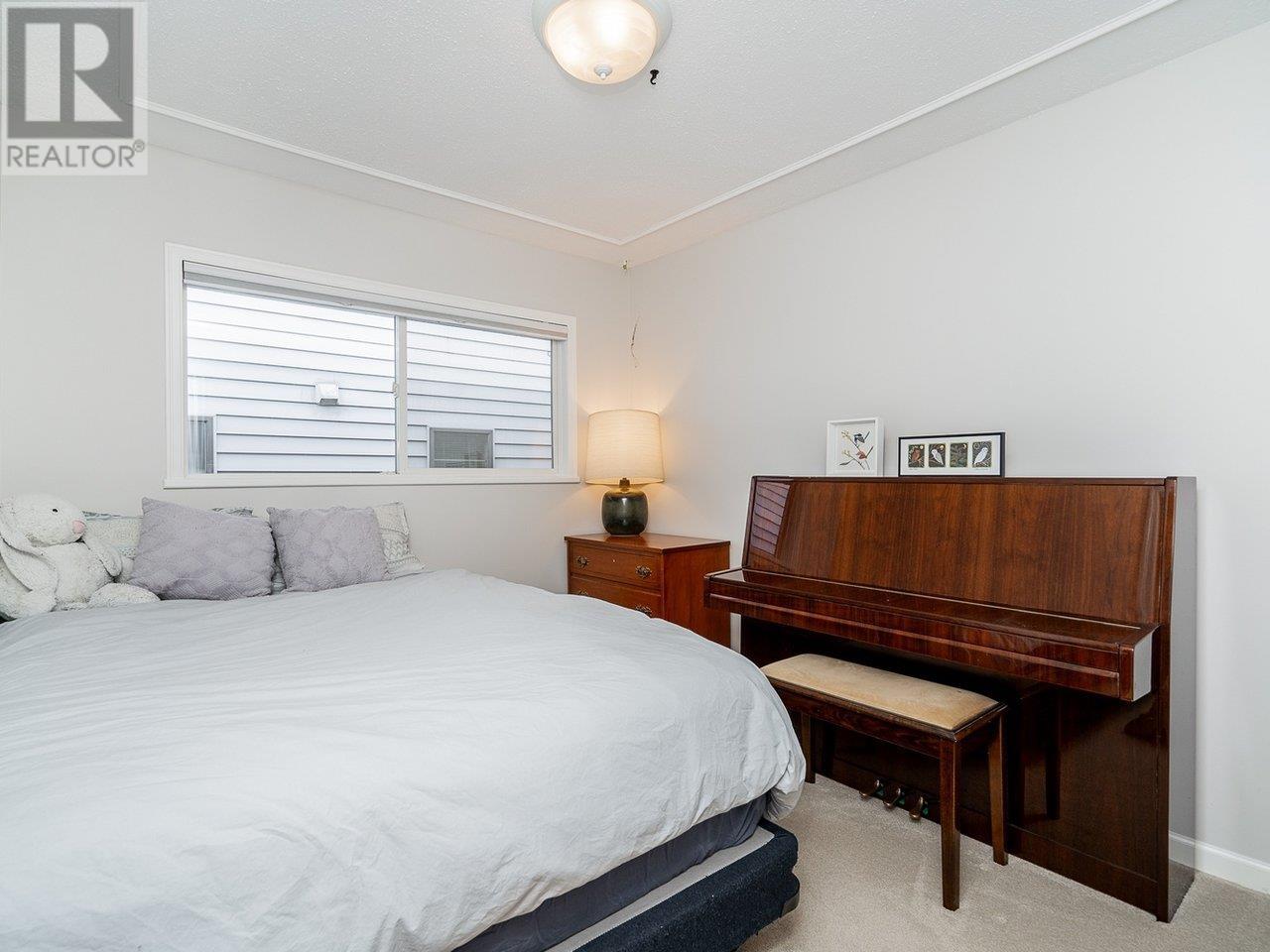 8278 18th Avenue, Burnaby, British Columbia  V3N 1K3 - Photo 13 - R2986829