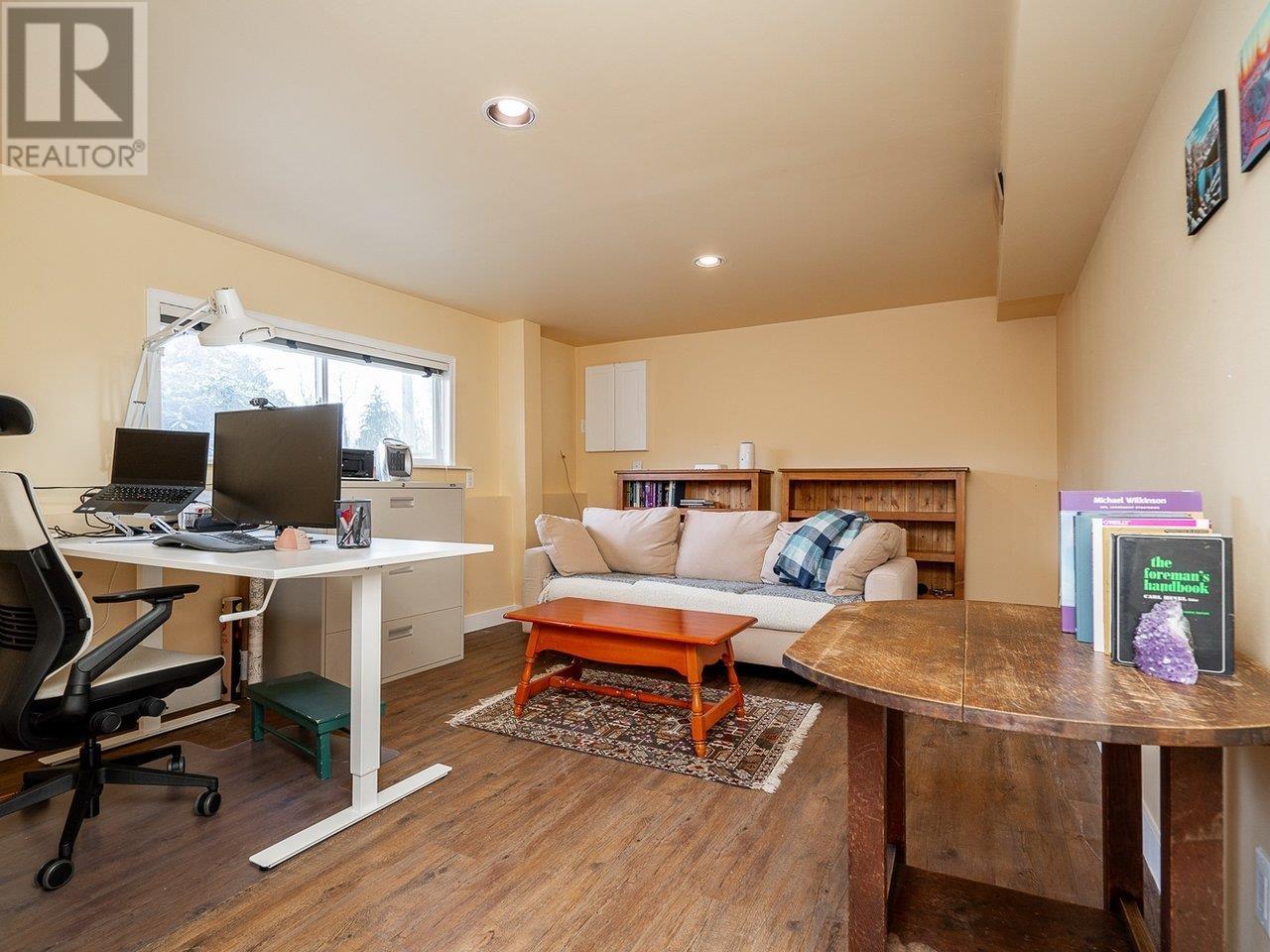 8278 18th Avenue, Burnaby, British Columbia  V3N 1K3 - Photo 15 - R2986829
